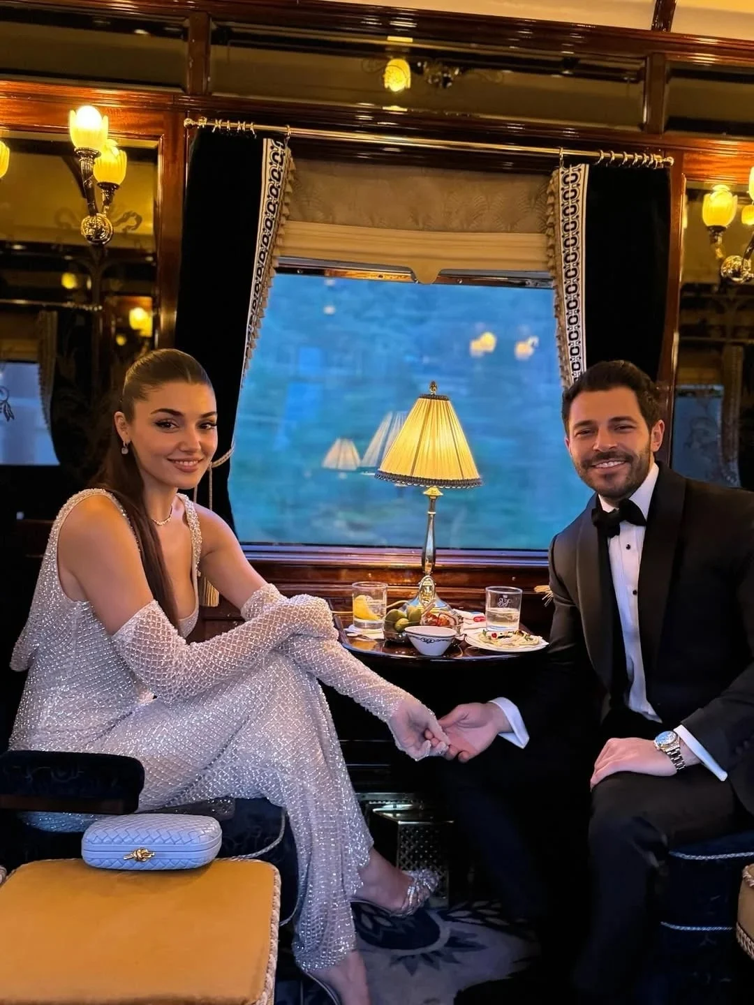 “Çocuk istiyorum” diyen Hande Erçel: Annemle bağım çok kuvvetliydi