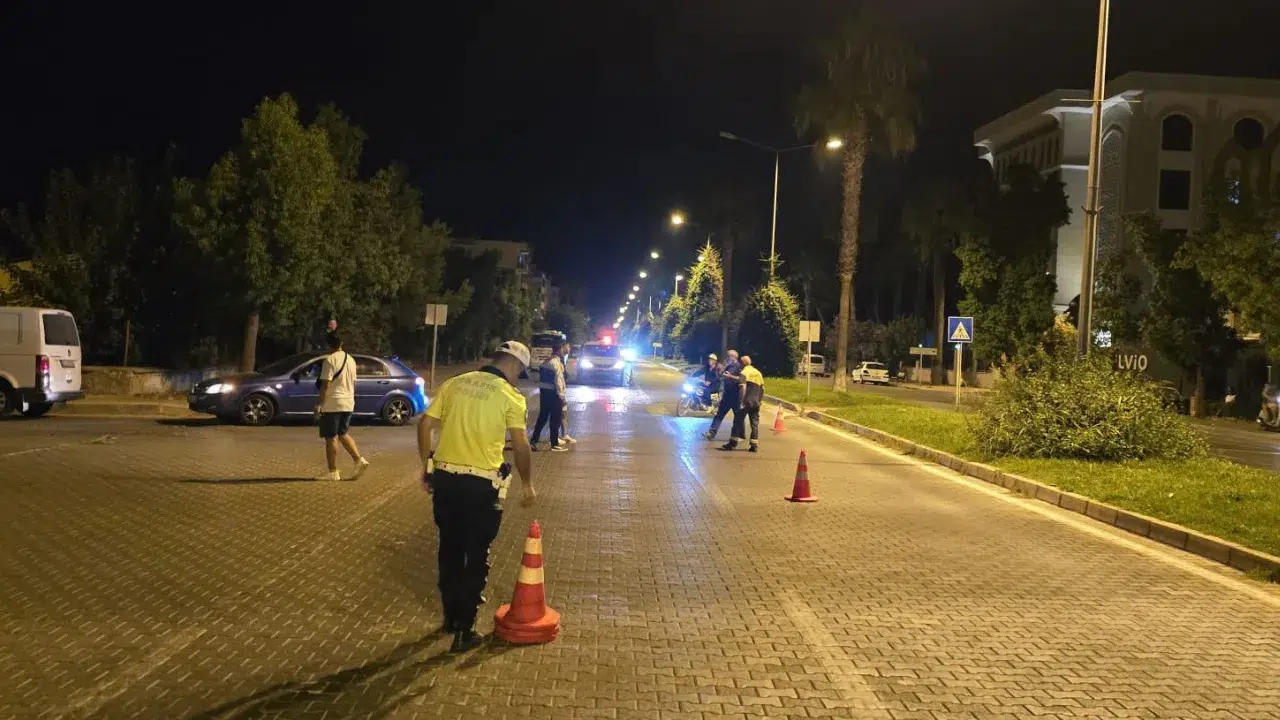 İzmir'de Kahreden Kaza: Otomobilin Çarptığı Çocuk Hayatını Kaybetti