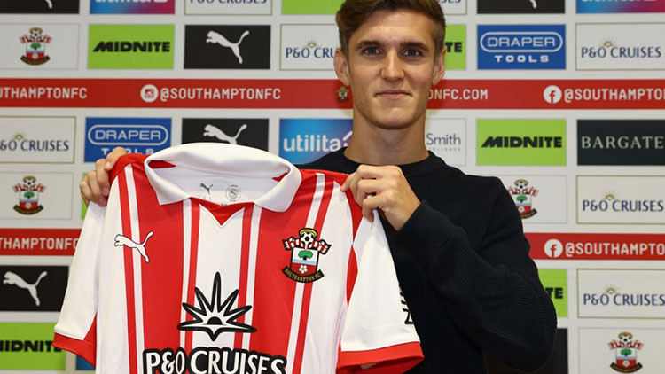 Galatasaray'dan Şaşırtan Transfer Hamlesi: Elias Jelert Southampton'da!