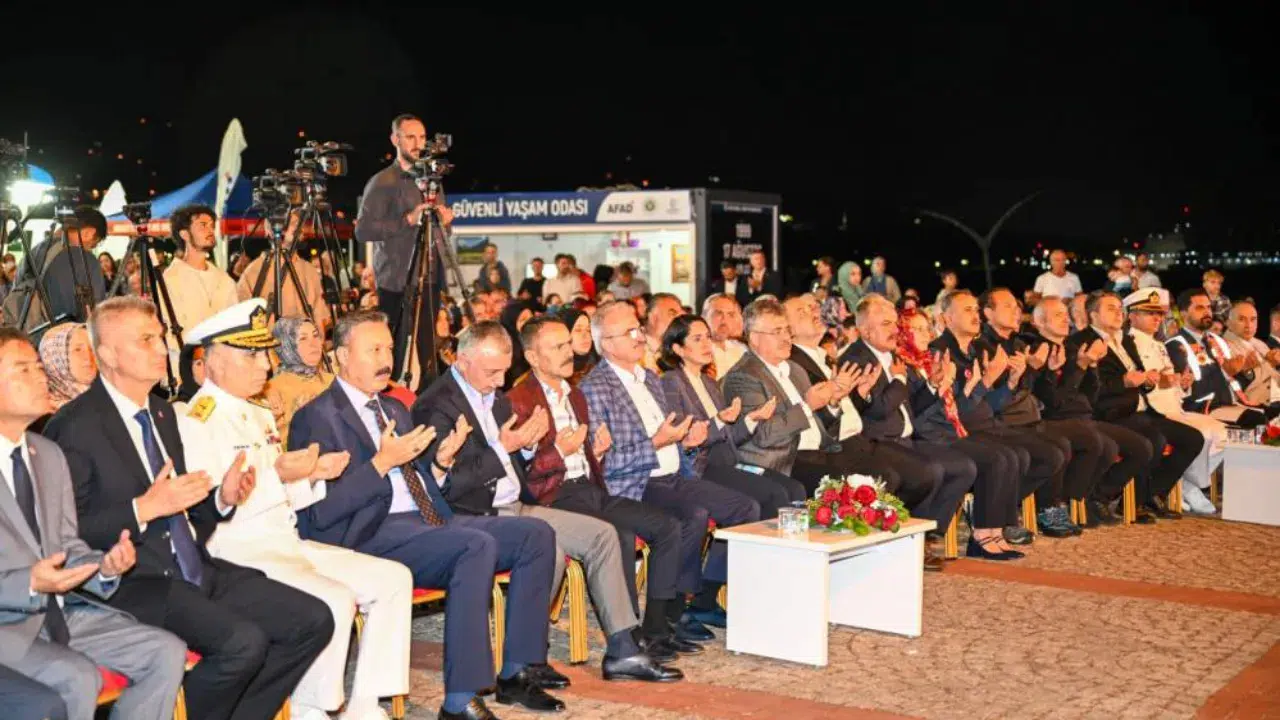 Marmara Depremi Kocaeli'de Anıldı: Kayıplar Unutulmadı