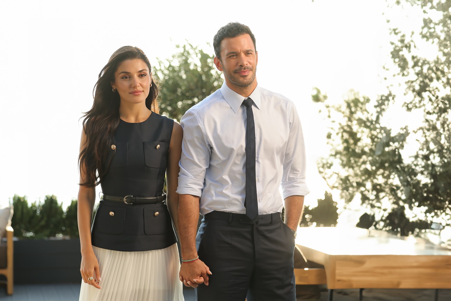 Hande Erçel ve Barış Arduç'tan Yeni Dizi: Aşk ve Gözyaşı Geliyor!