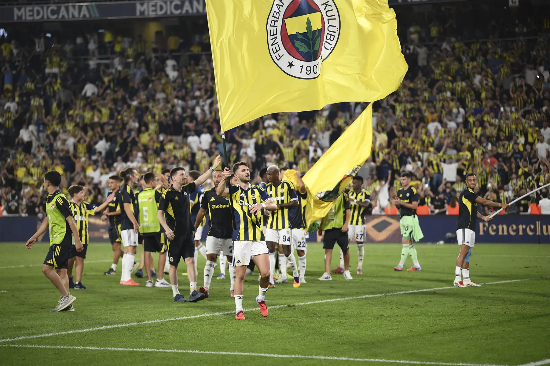 Fenerbahçe'nin Tüm Odağı Benfica Maçında: Mourinho'nun Planları