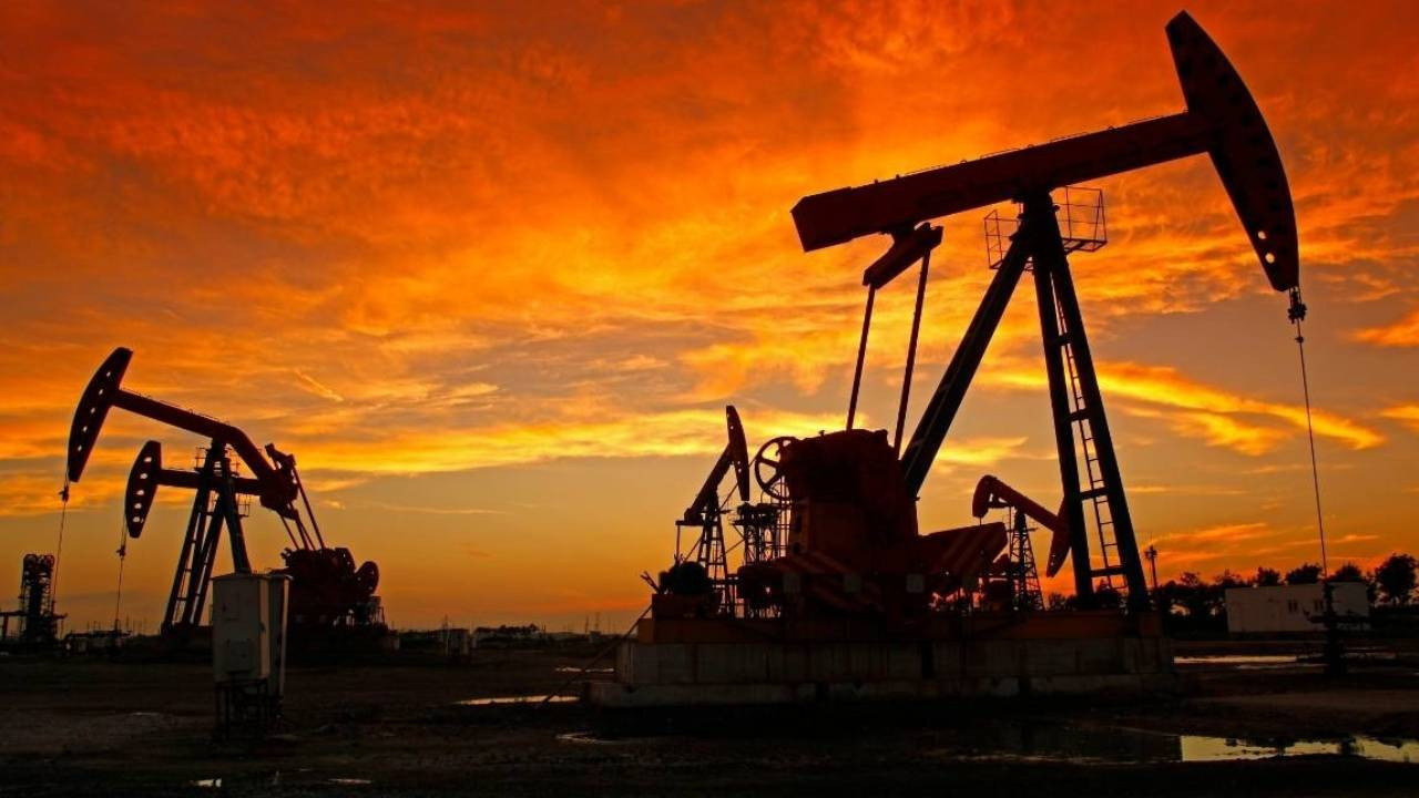 Petrol Fiyatlarında Son Durum: Yatay Seyir ve Küresel Etkiler