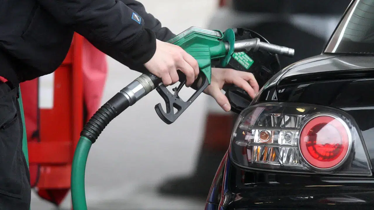 28 Eylül 2025 Akaryakıt Fiyatları: Benzin, Motorin ve LPG’de Değişiklik Yok