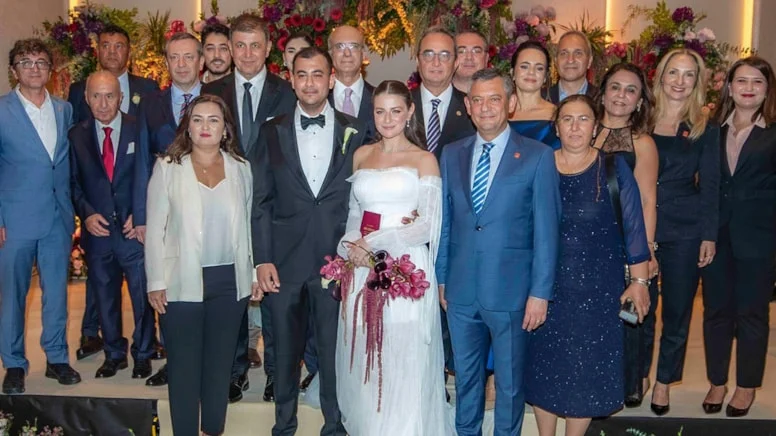 CHP Kurultayı Öncesi Sürpriz Buluşma: Tugay’ın Kızının Düğününde Parti Zirvesi