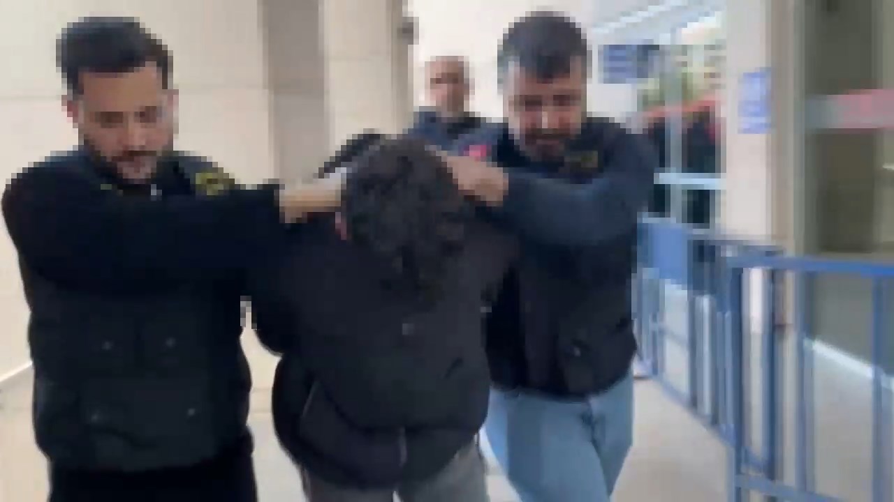 Fatih’te Çinli turisti darbeden hanutçu yakalandı