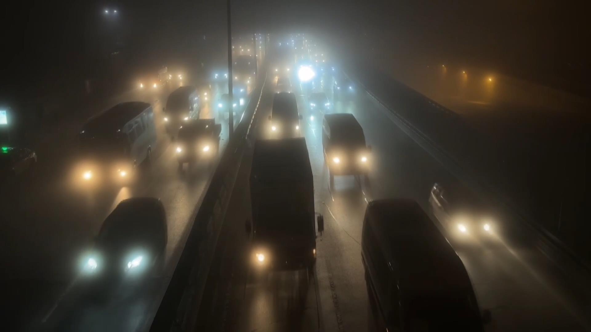 İstanbul'da Sabah Saatlerinde Yoğun Sis Etkili