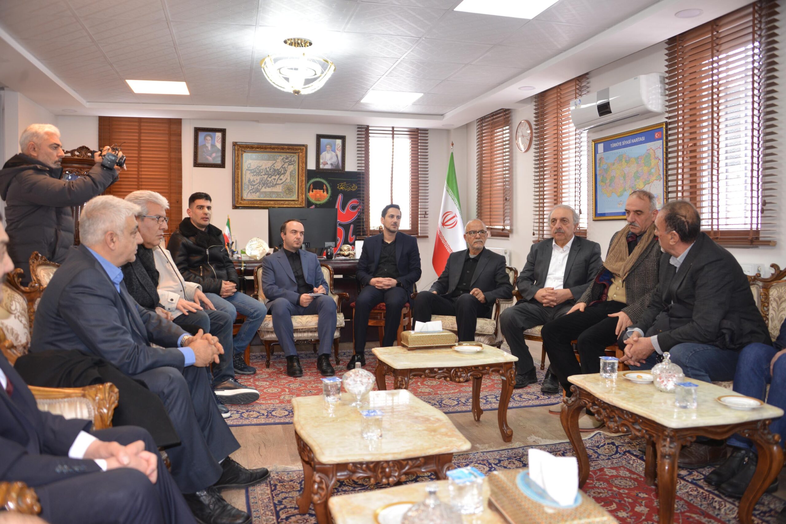 Erzurum'daki STK'lardan İran Konsolosluğu'na Taziye Ziyareti