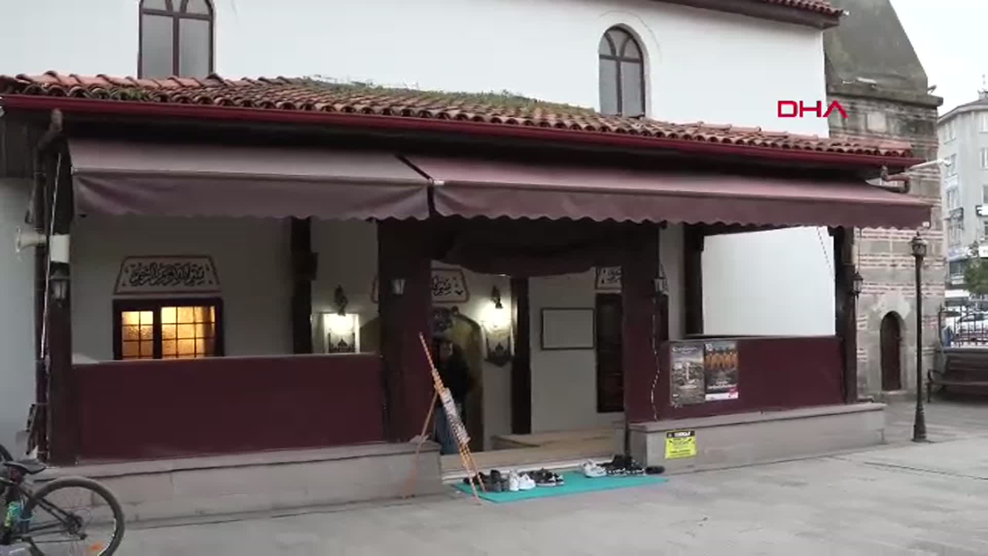Samsun'da 60 Öğrenci Camide İftar Buluşması Gerçekleşti