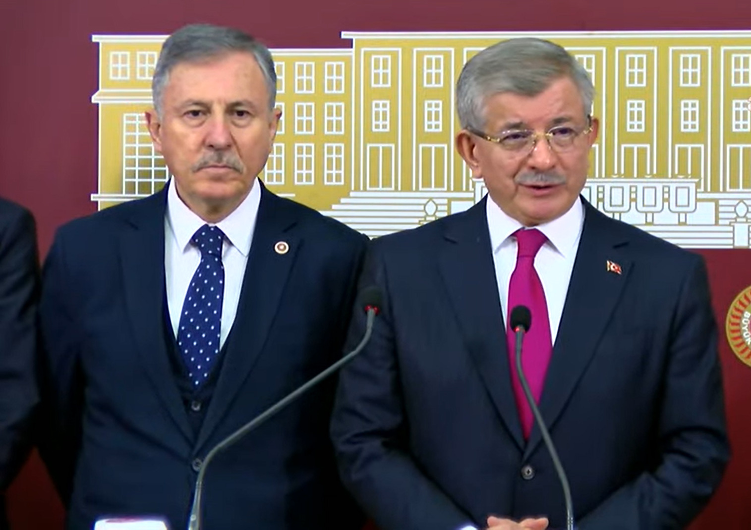 Davutoğlu: 'Hızla Terörsüz Türkiye Süreci Tamamlanmalı'
