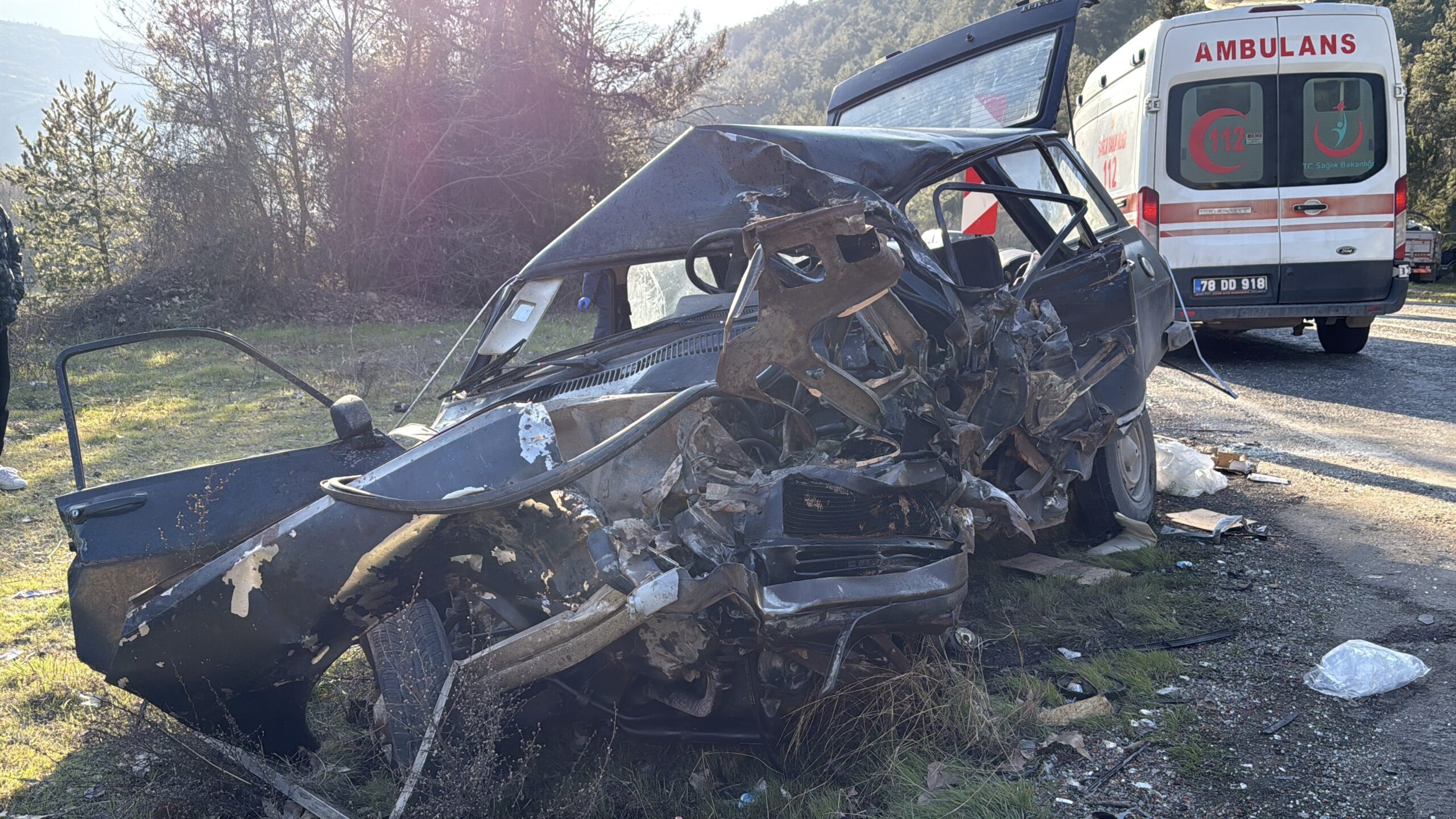 Karabük'te Feci Kaza: 2 Ölü, 4 Yaralı