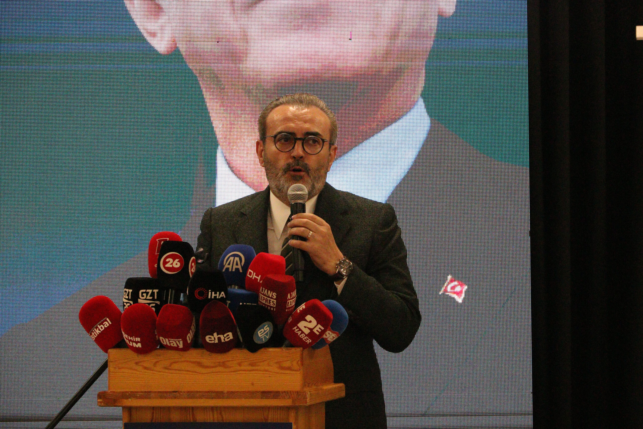 Mahir Ünal: AK Parti Kadrolarına Bugün Her Zamankinden Daha Fazla İhtiyacımız Var