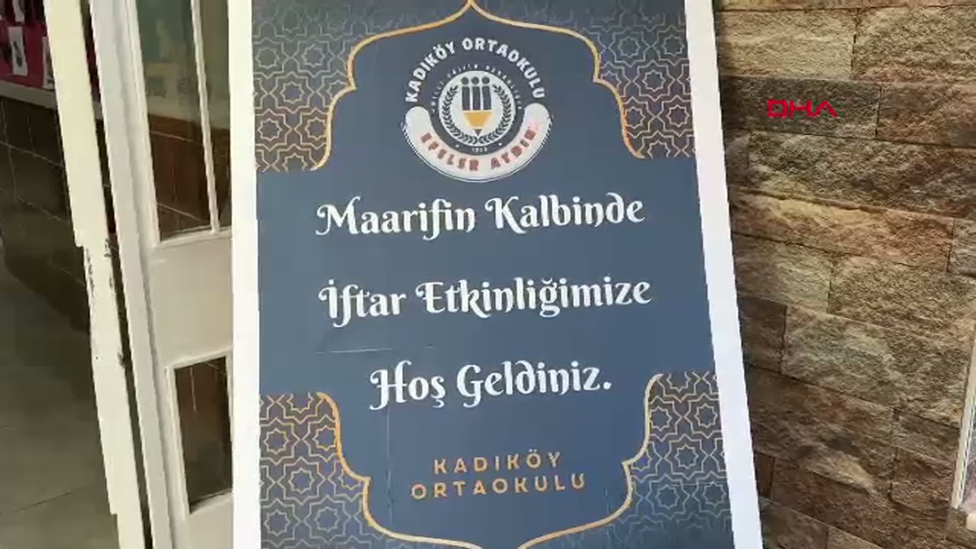Aydın'da Öğrenciler Sınıflarda Birlikte İftar Açtı