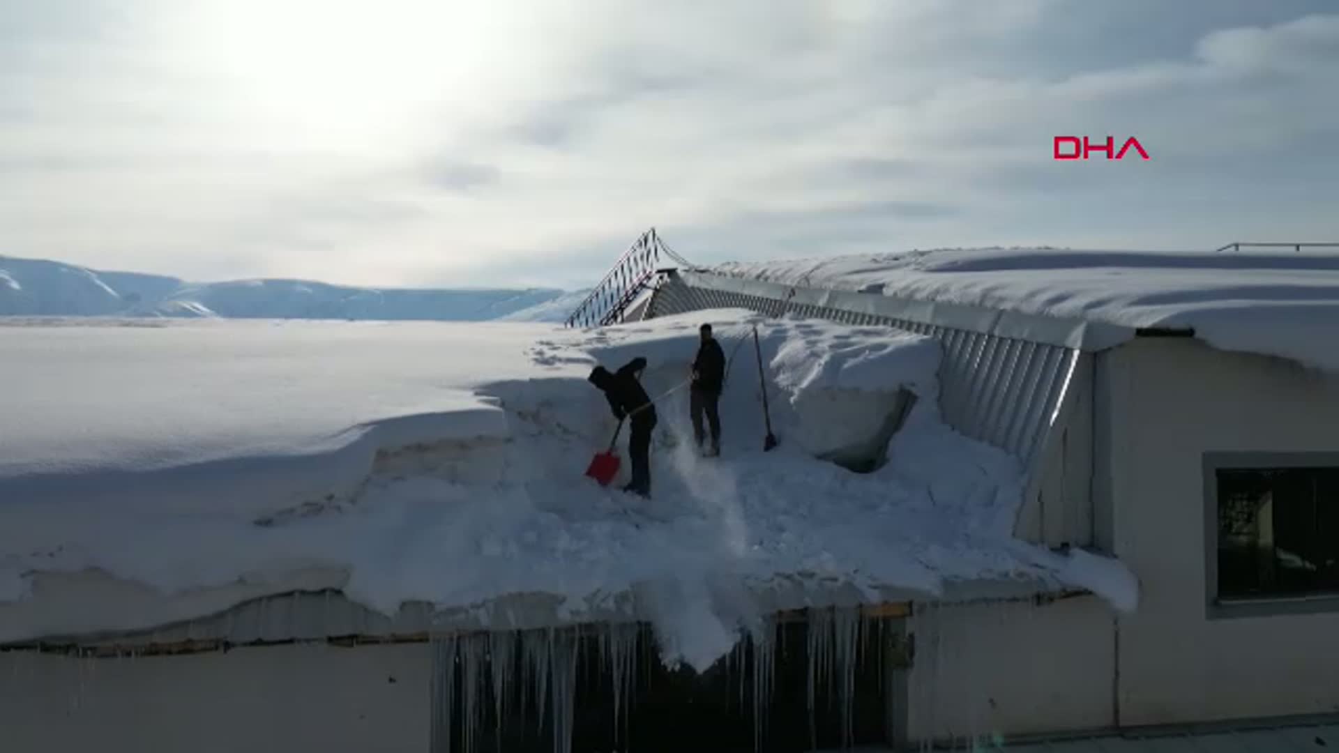 Bitlis'te Tekstil Sektörü Kardan Dolayı Güneş Enerjisi Kullanamıyor