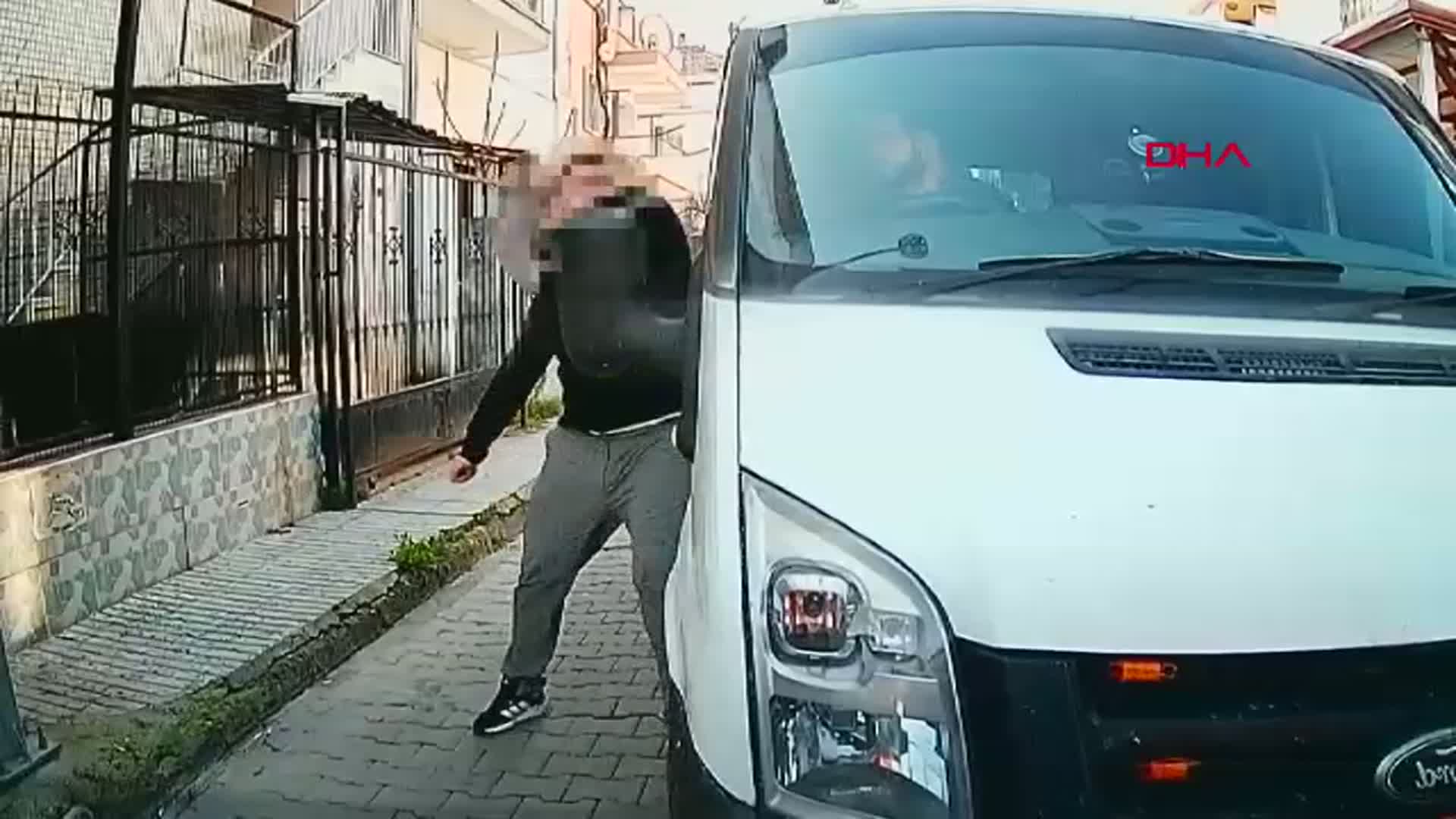 Aydın'da Trafikte Tartışma: Camı Yumruklayana 240 Bin Lira Ceza