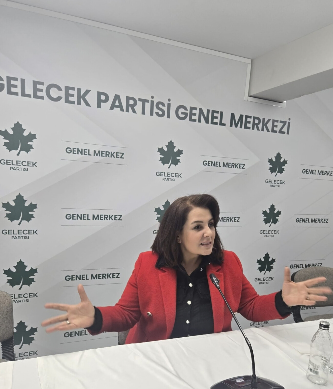 Gelecek Partisi'nden İran'daki Kız İlahkorunun Hedef Alınmasına Sert Tepki