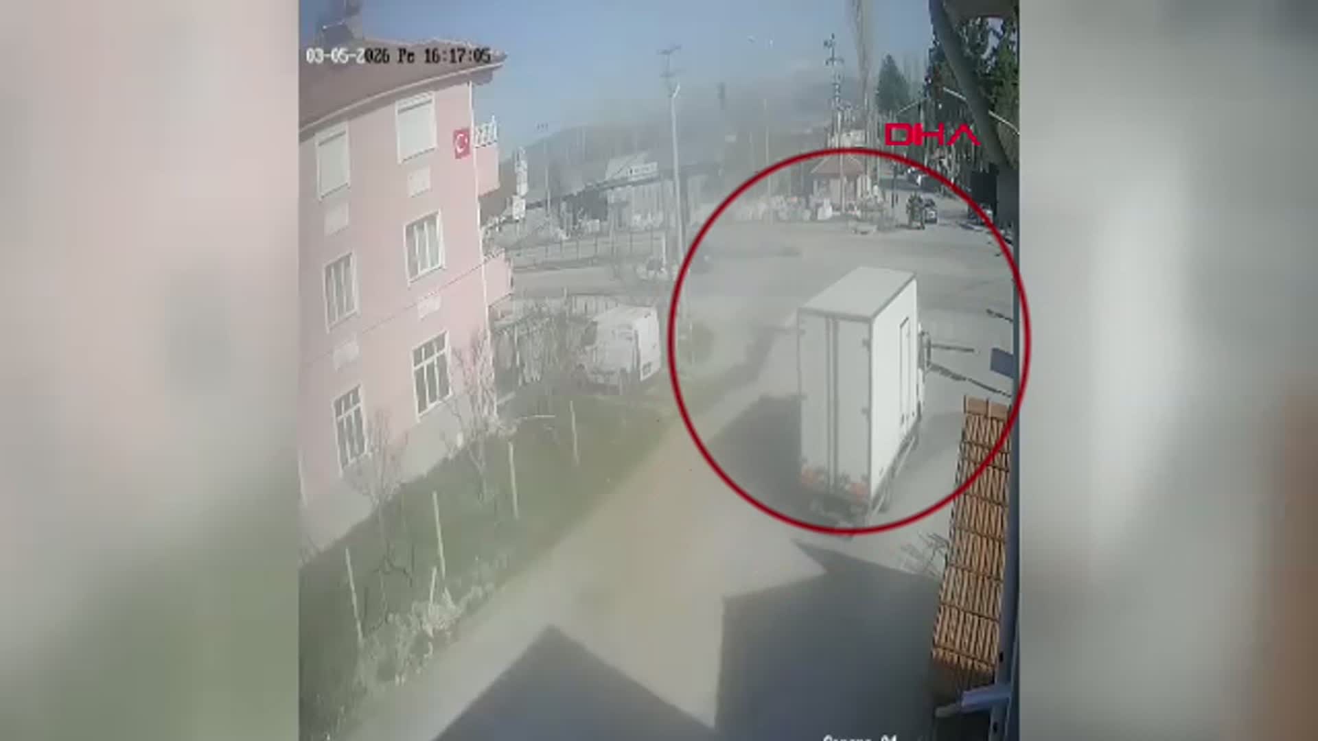 Burdur'da Motosiklet Kazası: Goncagül Kara Hayatını Kaybetti