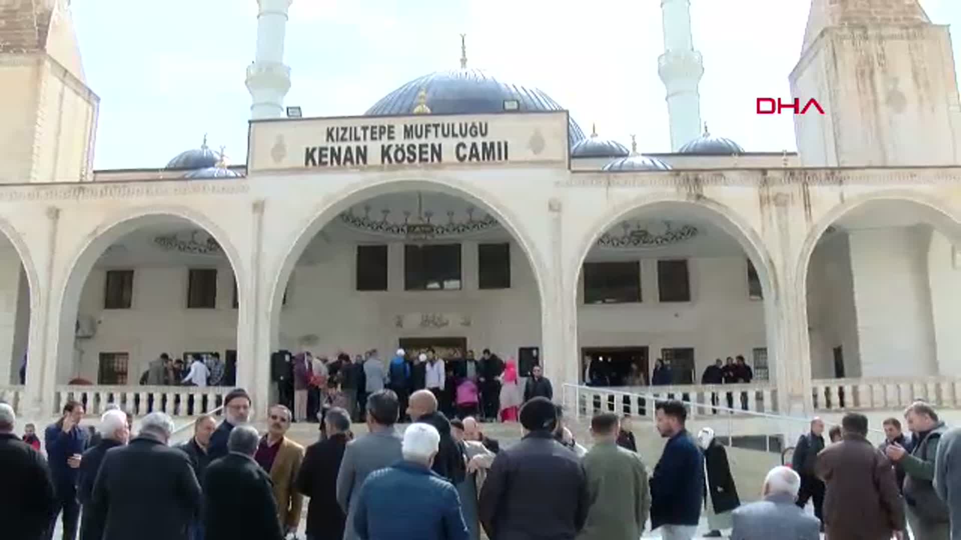 Mardin'de Cuma Namazı Çıkışı İran'a Yönelik Saldırılar Protesto Edildi