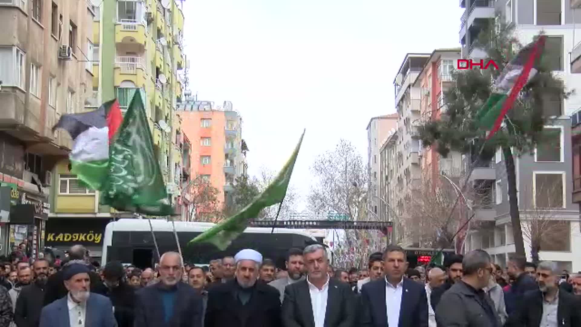 Diyarbakır’da İsrail ve ABD’ye Karşı Protesto Gösterisi