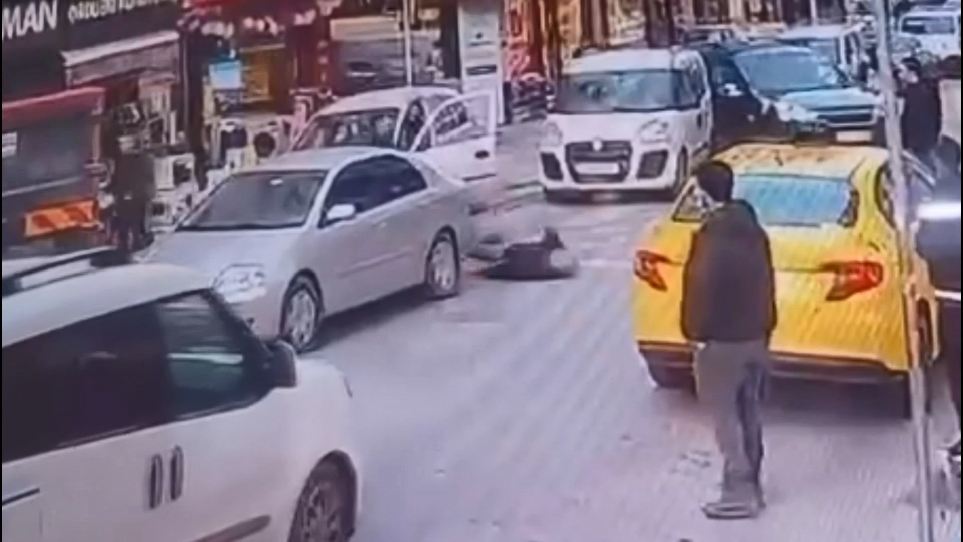 Bahçelievler'de Park Yeri Kavgasında Taksici Tutuklandı