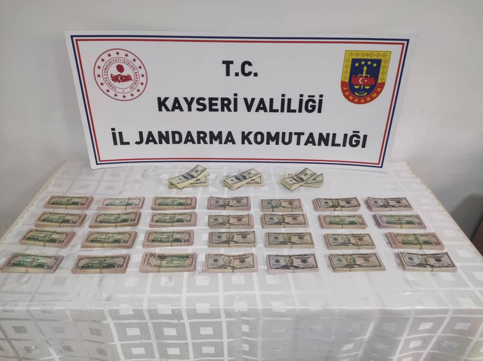 Kayseri'de Yakalanan Sahte Dolar Operasyonu