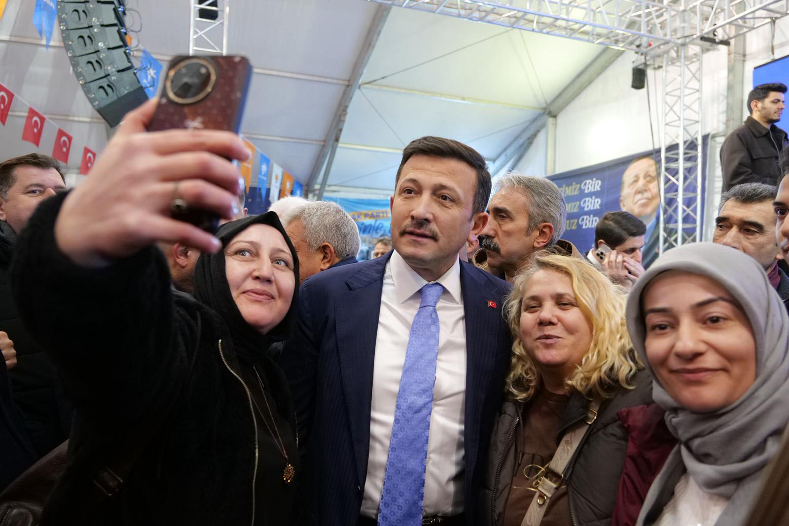 Hamza Dağ'dan Çarpıcı Açıklamalar: Savaşların Hesabını Soracağız