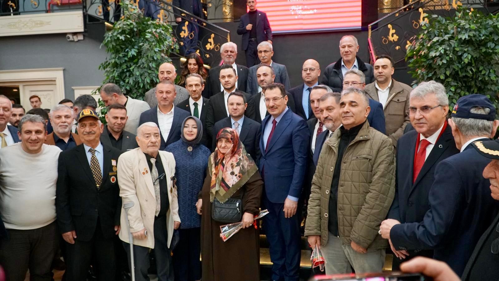 Bakan Gürlek, Sakarya’da Şehit ve Gazi Aileleri ile İftar Yemeğinde Bir Araya Geldi