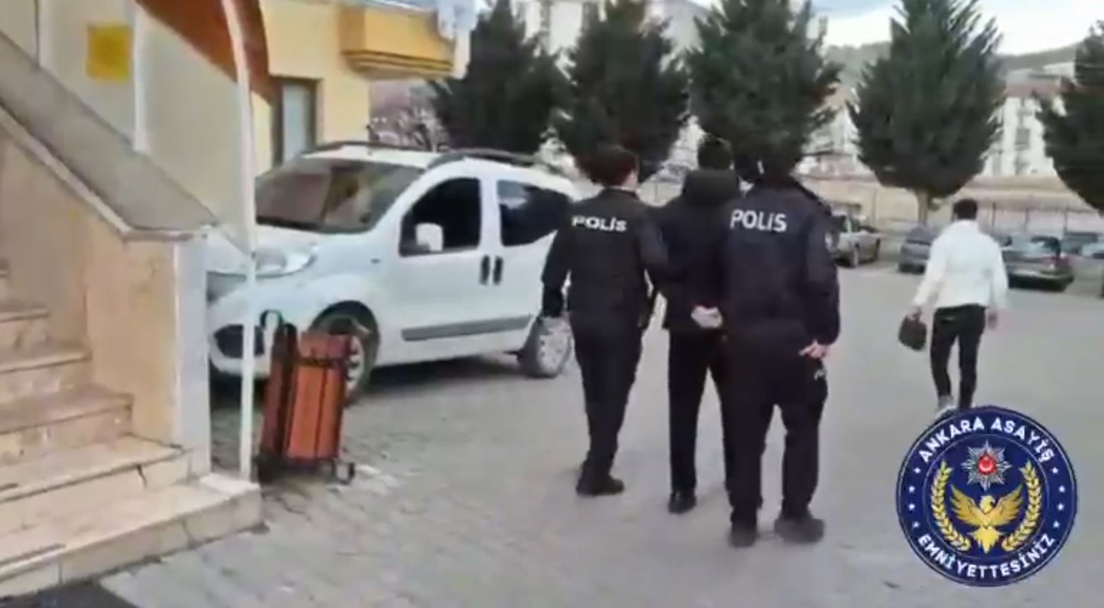 Ankara'da Silahlı Paylaşım Yapanlara Operasyon: 26 Gözaltı