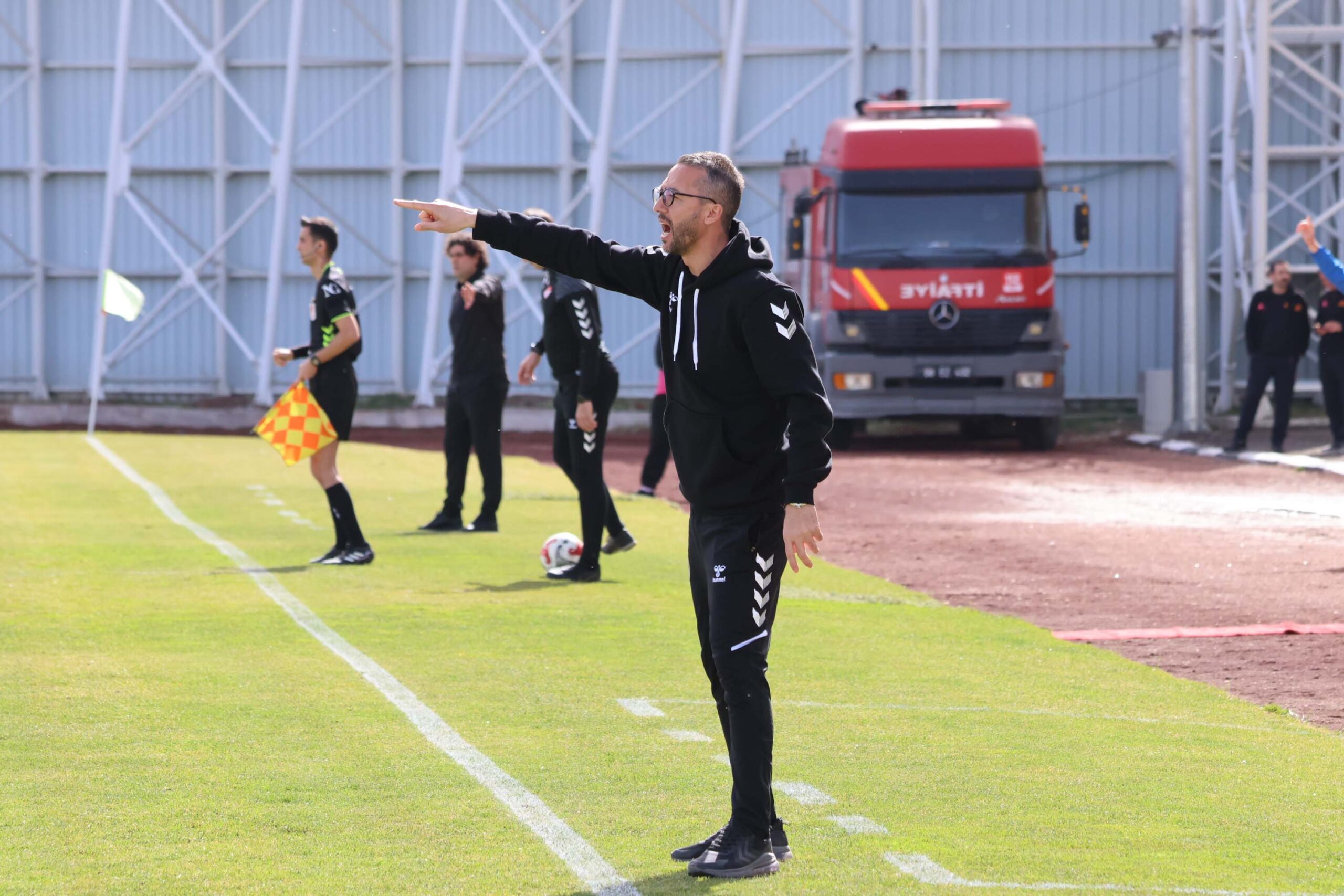 Menemen FK, Play-Off Yolu İçin Gebzespor ile Kapışıyor