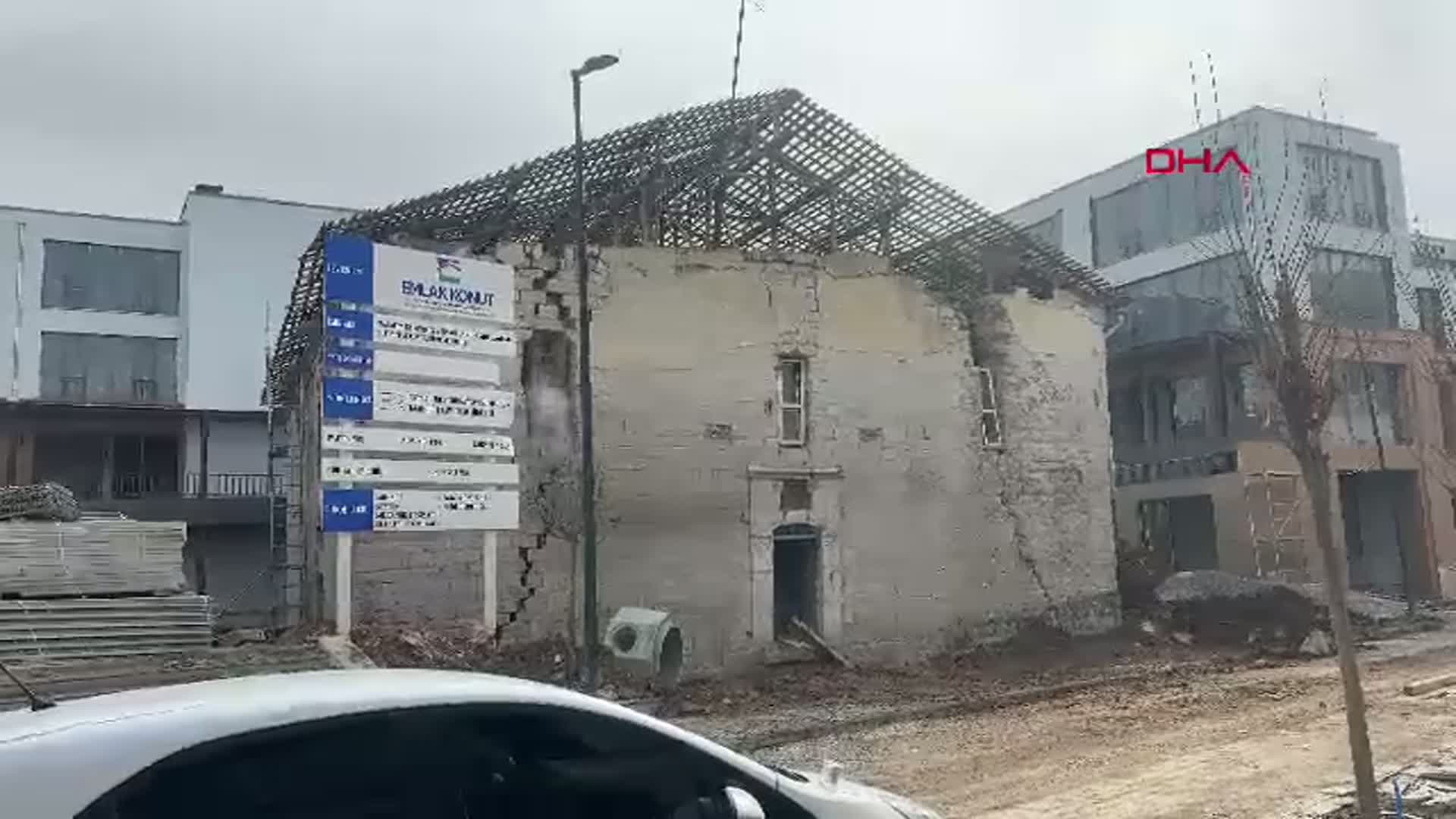 Malatya'da Cami İnşaatında Göçük: 1 İşçi Yaralandı