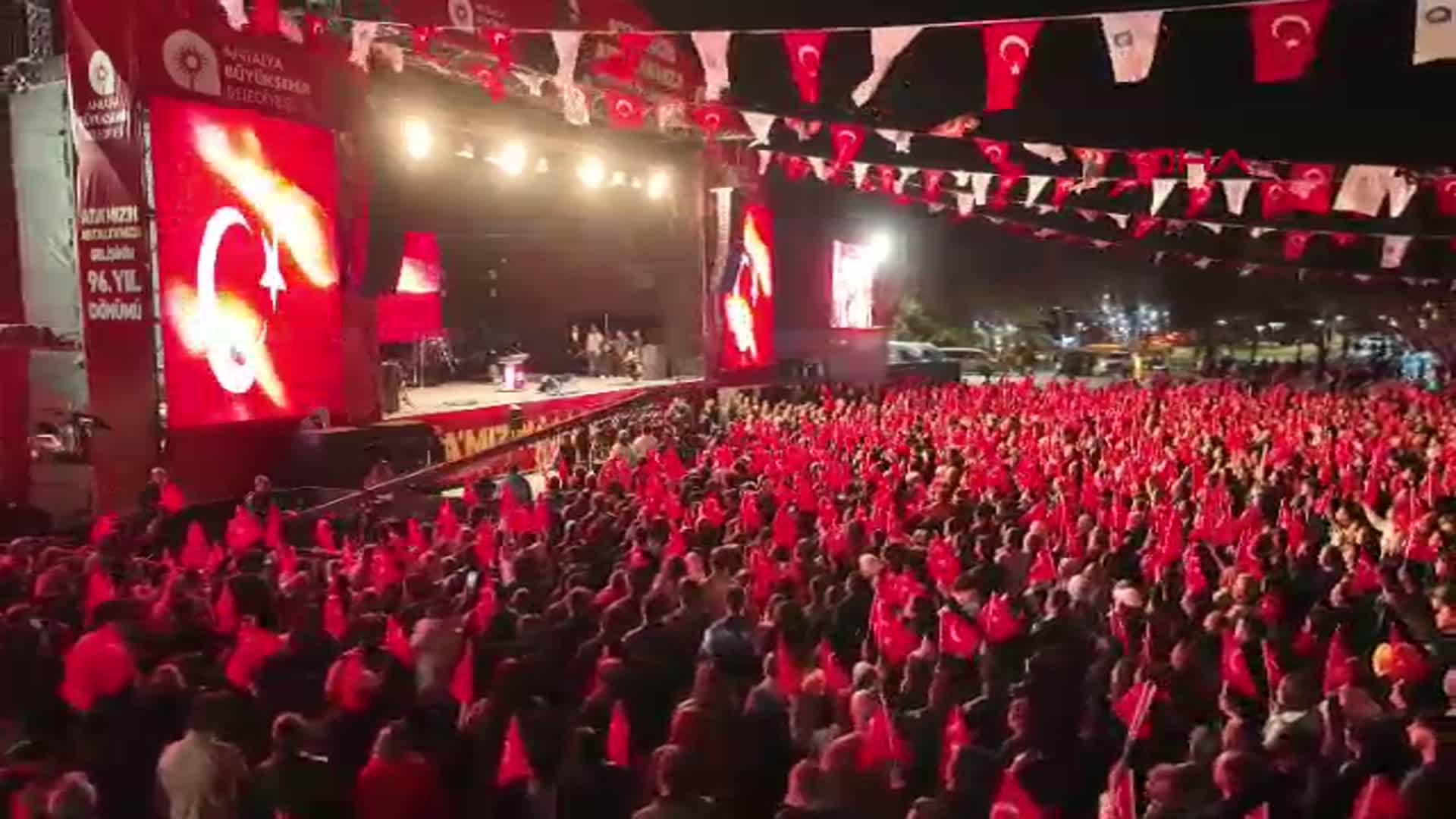 Atatürk'ün Antalya'ya Gelişinin 96. Yılı Coşkuyla Kutlandı