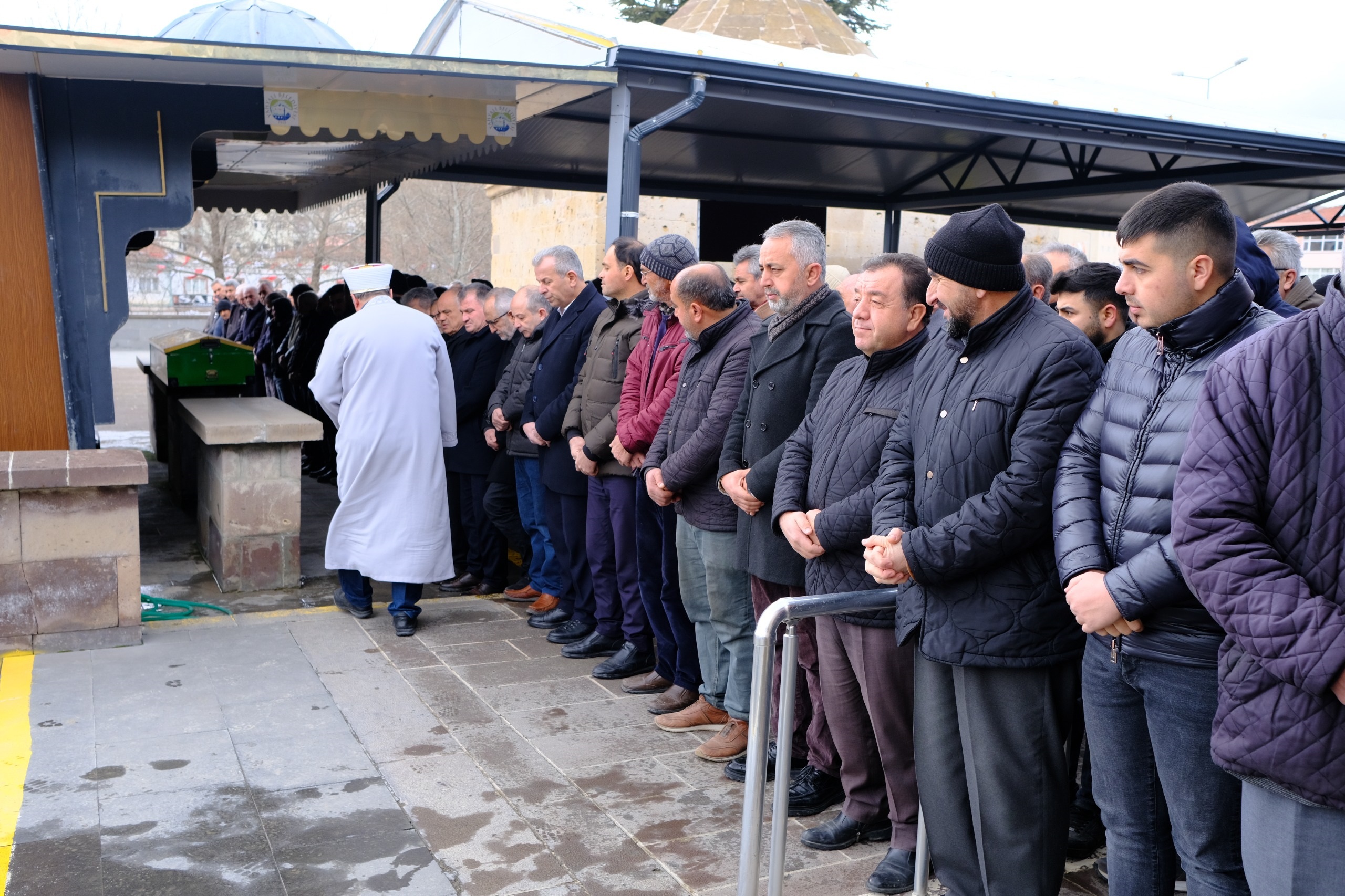 Nefes Borusuna Yiyecek Kaçan Yaşlı Adam Hayatını Kaybetti