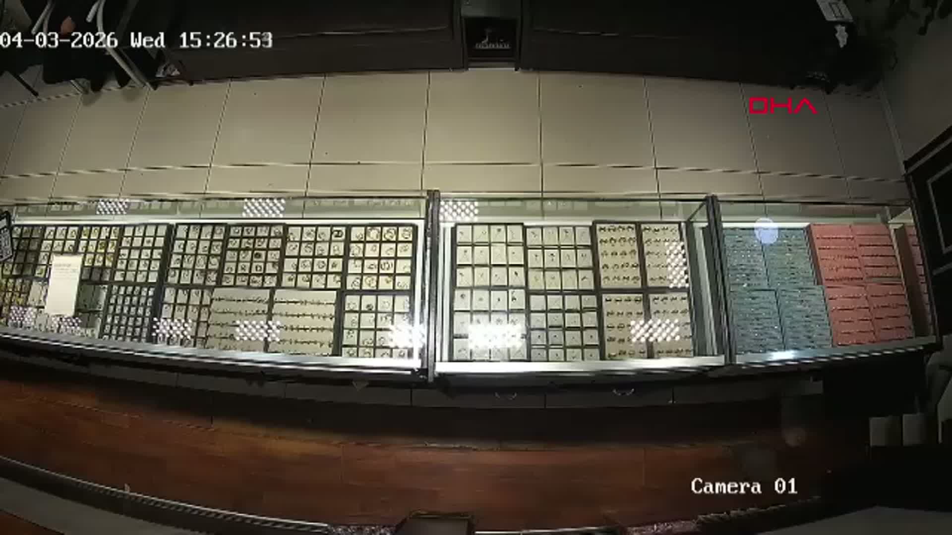 Samsun'da Kuyumcudan Ziynet Hırsızlığı: Şüpheliler Yakalandı
