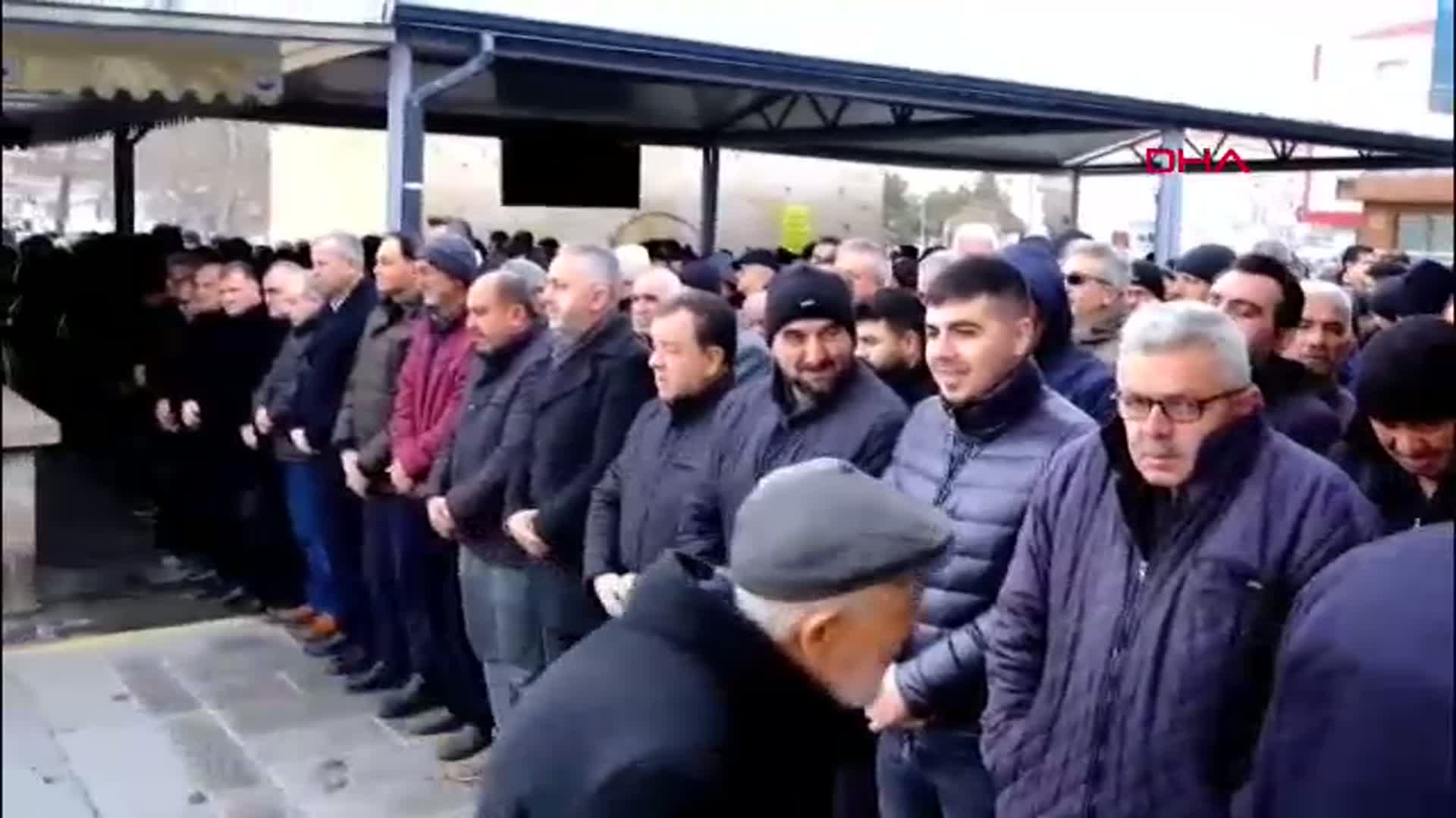 Kayseri'de Nefes Borusuna Yiyecek Kaçan Fevzi Bilici, Son Yolculuğuna Uğurlandı