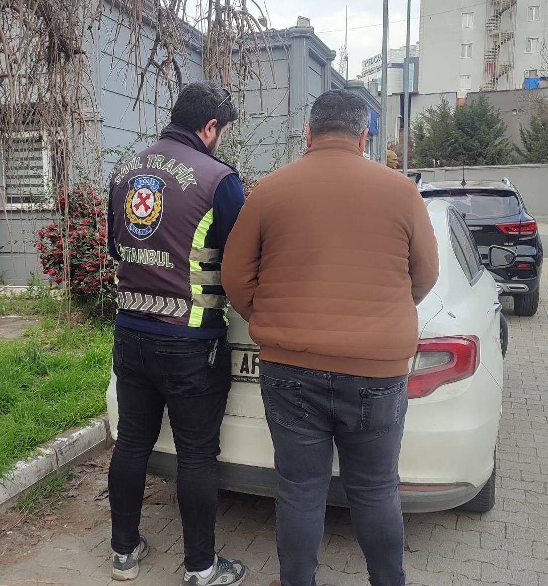 Beylikdüzü'nde Trafik İhlali: Şoföre 183 Bin Lira Ceza