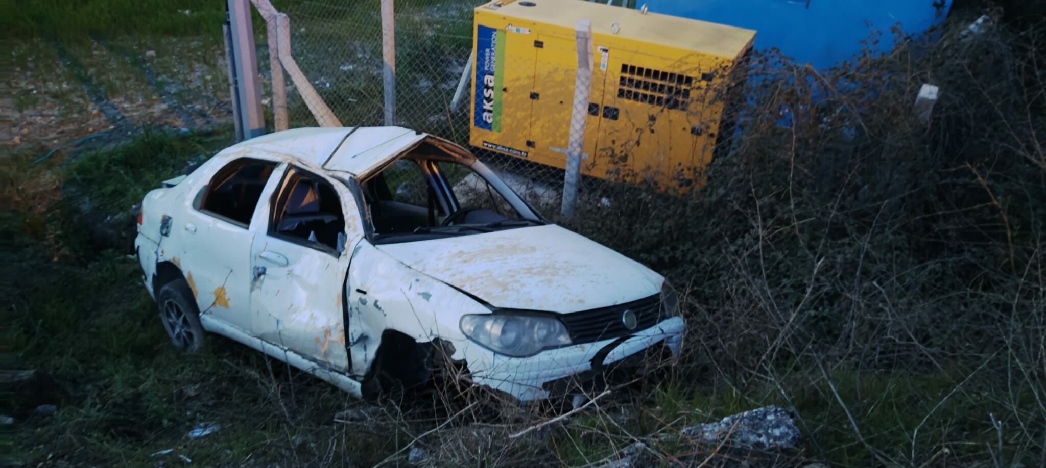 Balıkesir'de Otomobil Dere Yatağına Devrildi: 5 Yaralı