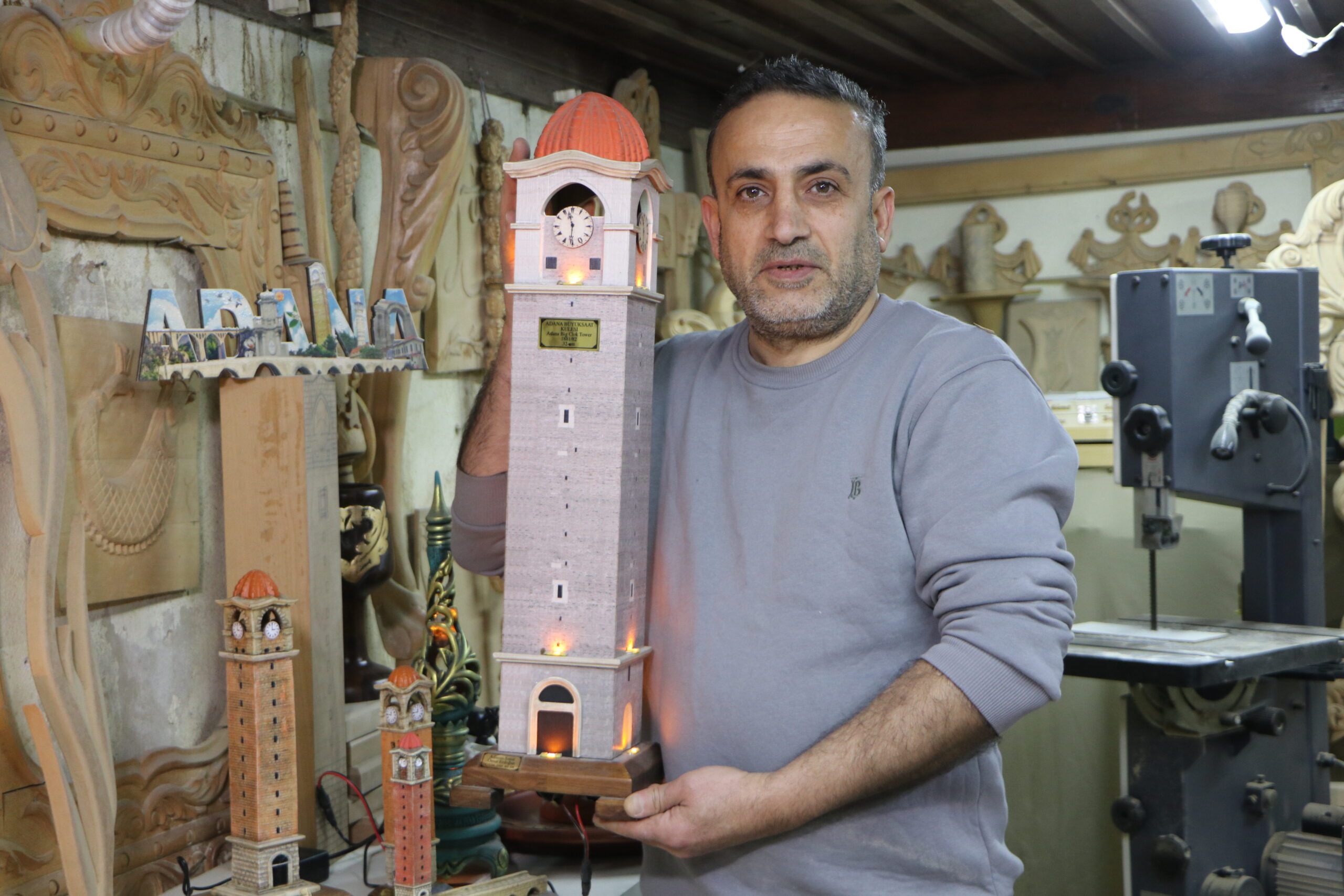 İç savaştan kaçan sanatçı, Adana'da başarı hikayesini yazdı