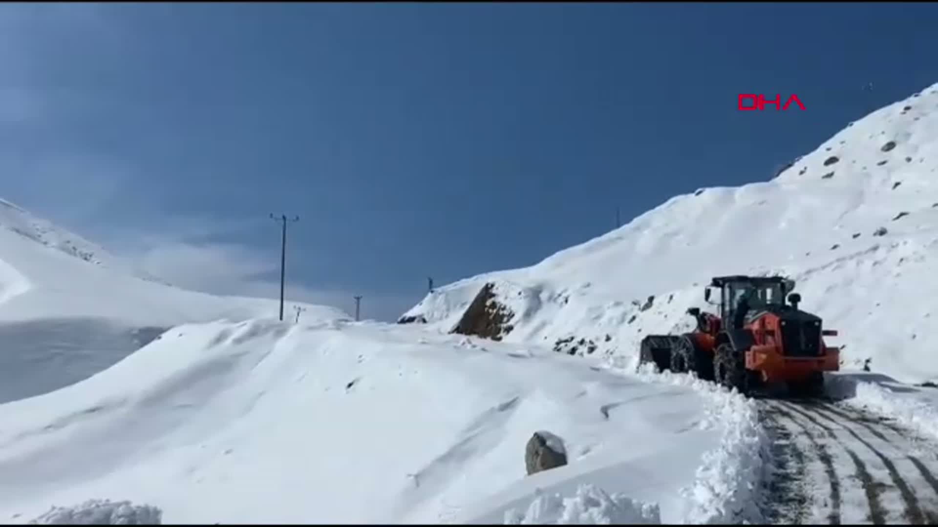 Batman'da 426 Kilometrelik Yol Ağı Karla Kaplandı