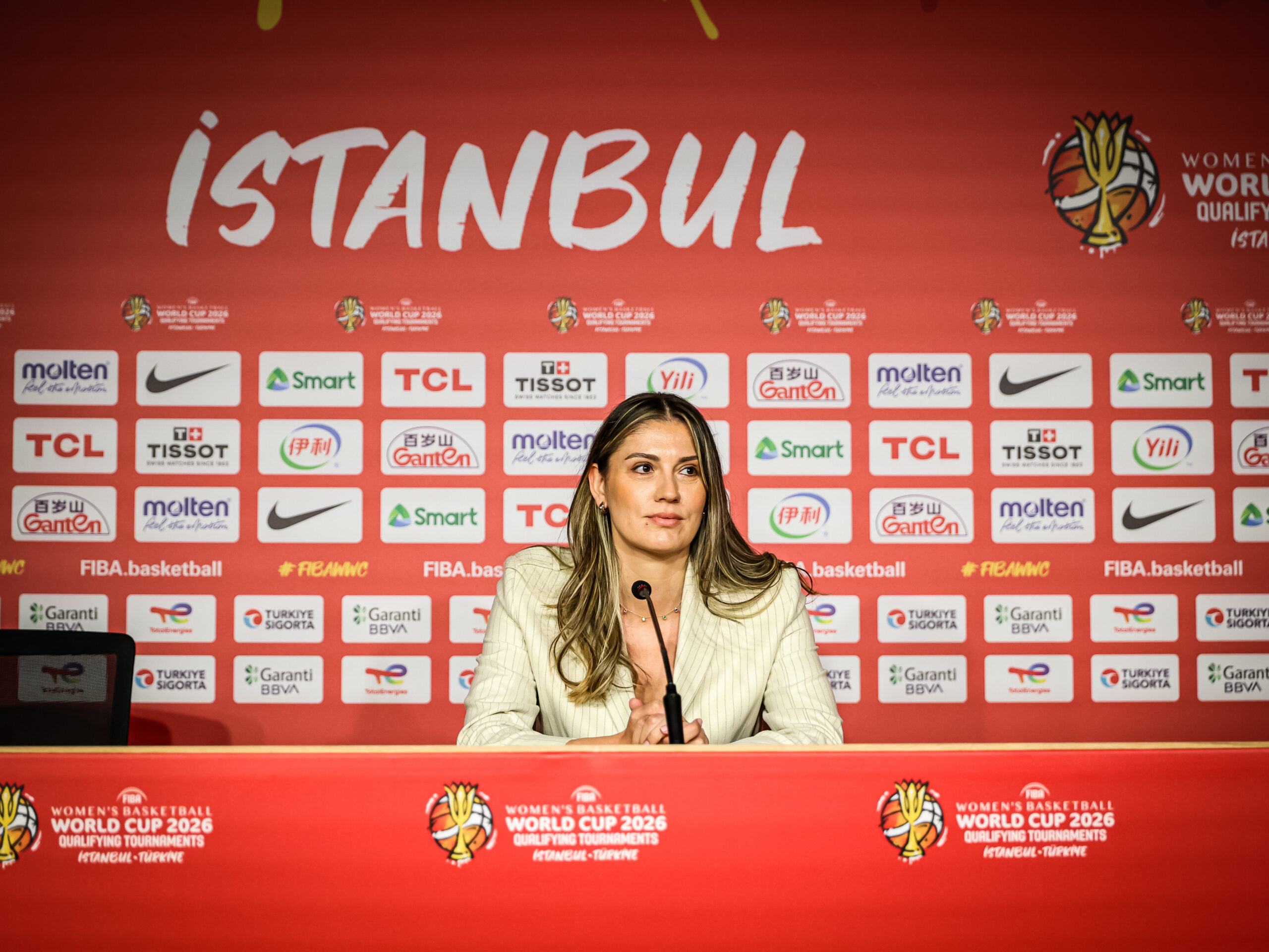 A Milli Kadın Basketbol Takımı'ndan Medya Günü Düzenlendi