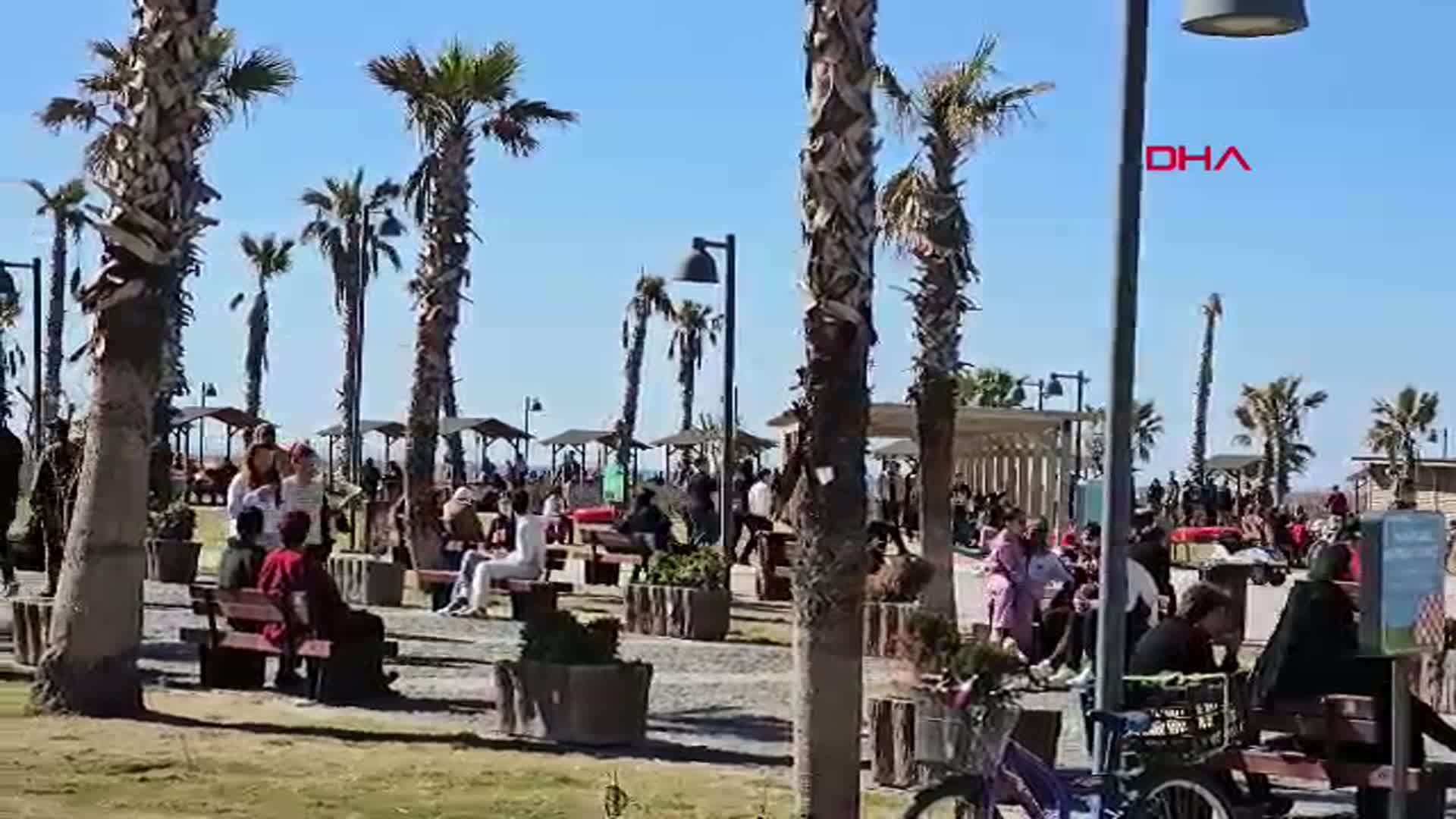 Hatay'da Samandağ Sahili'nde Hafta Sonu Yoğunluğu
