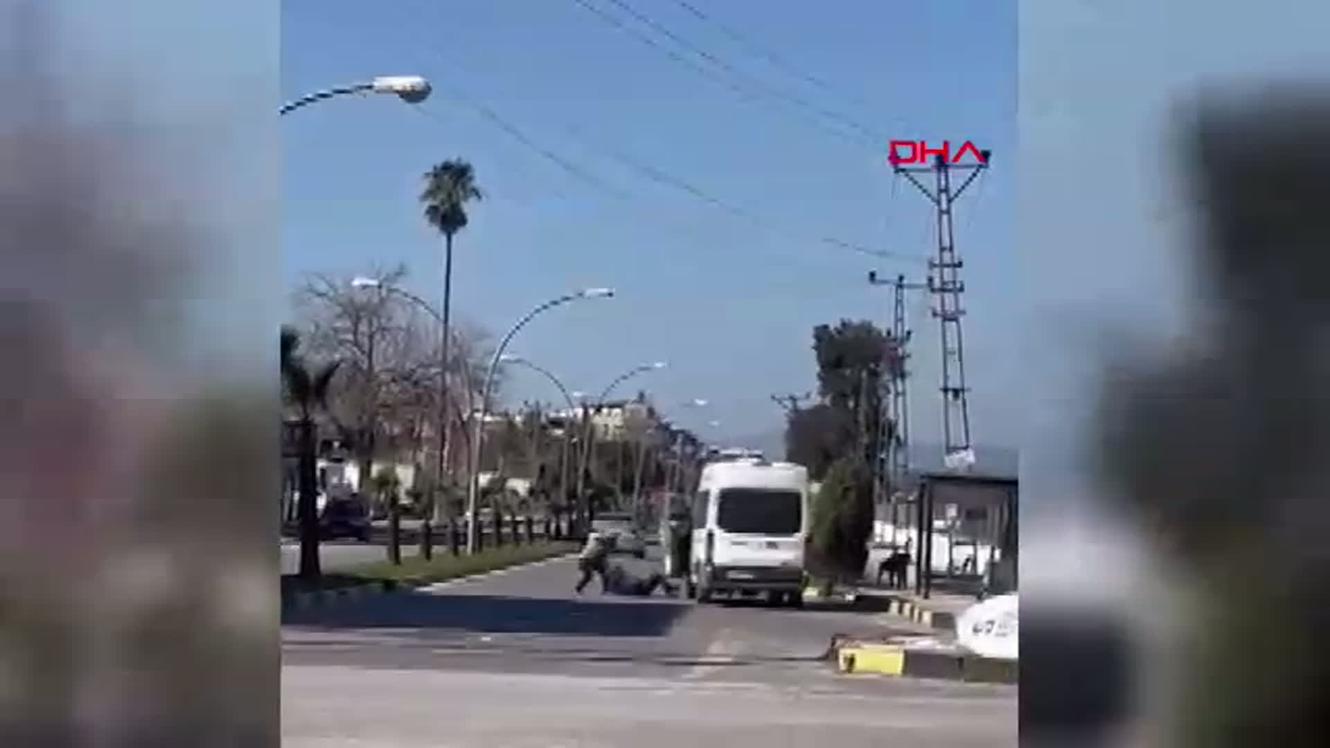 Hatay'da Minibüs Şoförüne Saldırı