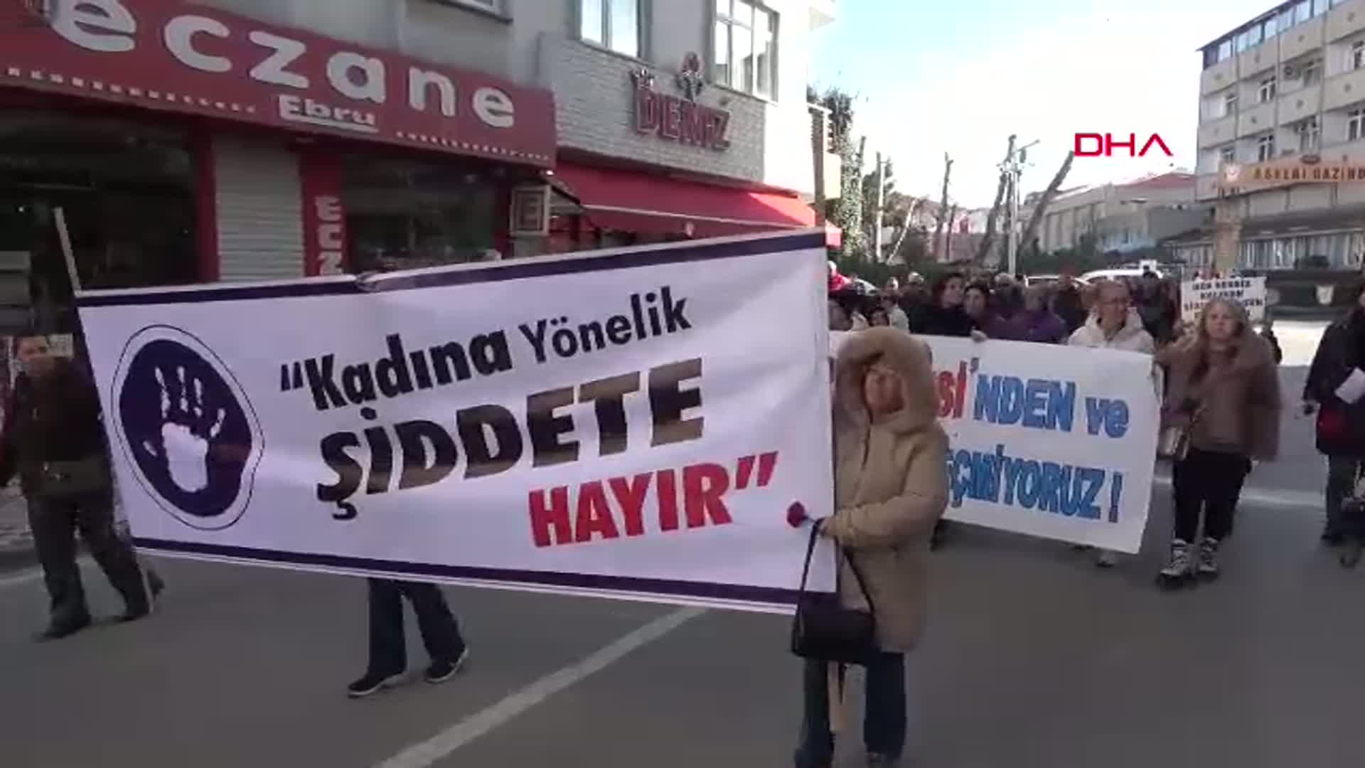 Edirne'de Kadınlardan Güçlü 8 Mart Yürüyüşü