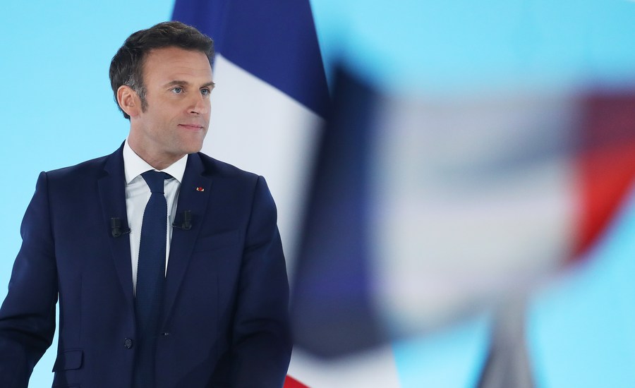 Macron ve Pezeşkiyan Arasında Önemli Telefon Görüşmesi