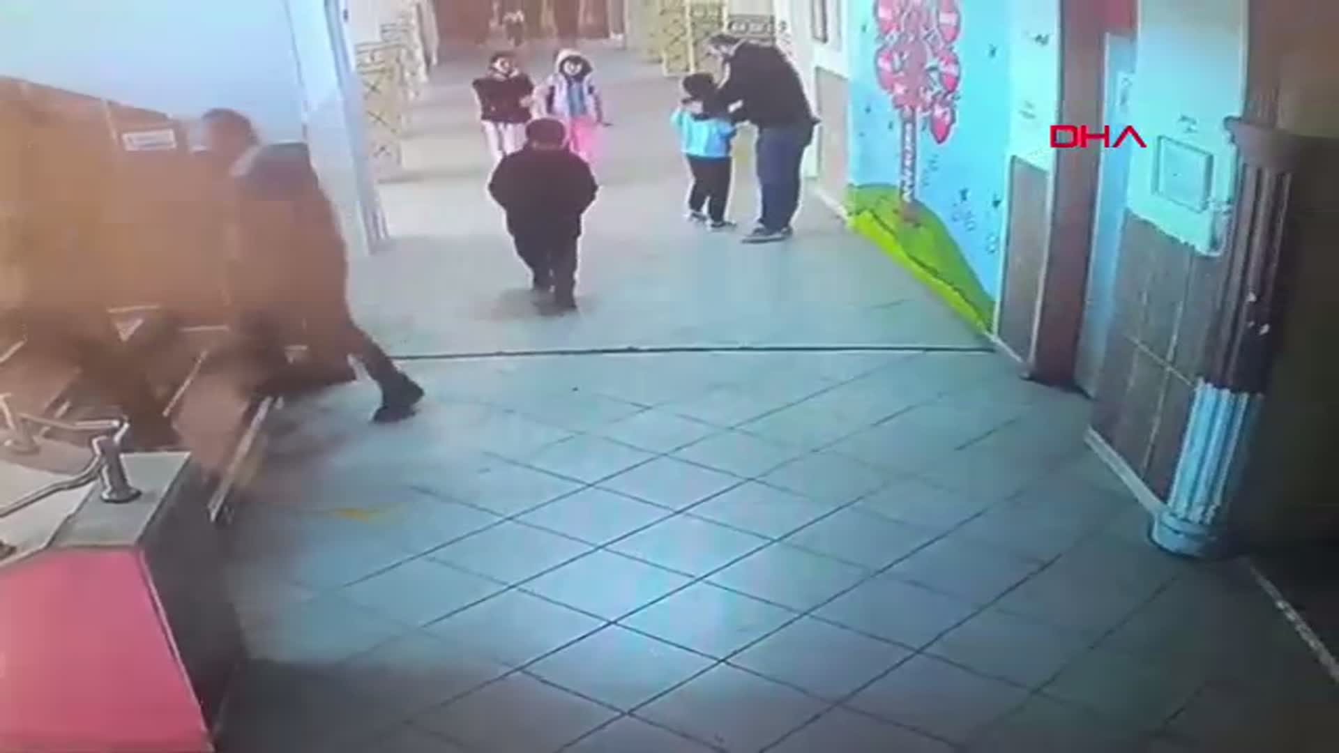 Malatya'da Öğrencisini Heimlich Manevrası ile Kurtaran Öğretmen