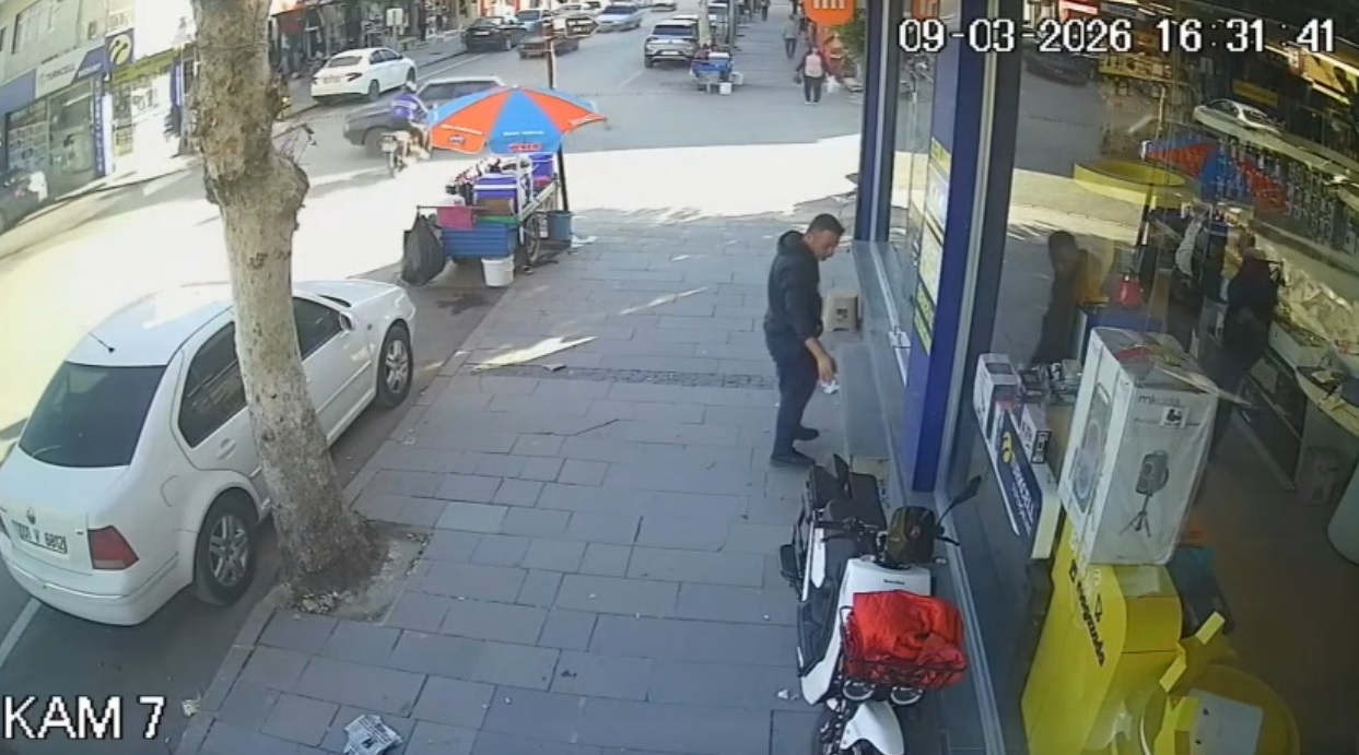 Motosiklet ile otomobil çarpıştı: 1 yaralı