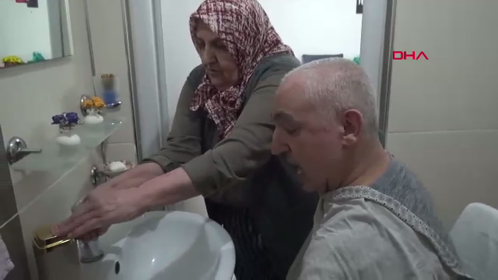 Erzurumlu Anne 22 Yıldır Oğlunu Güneşe Çıkarmayı Bekliyor