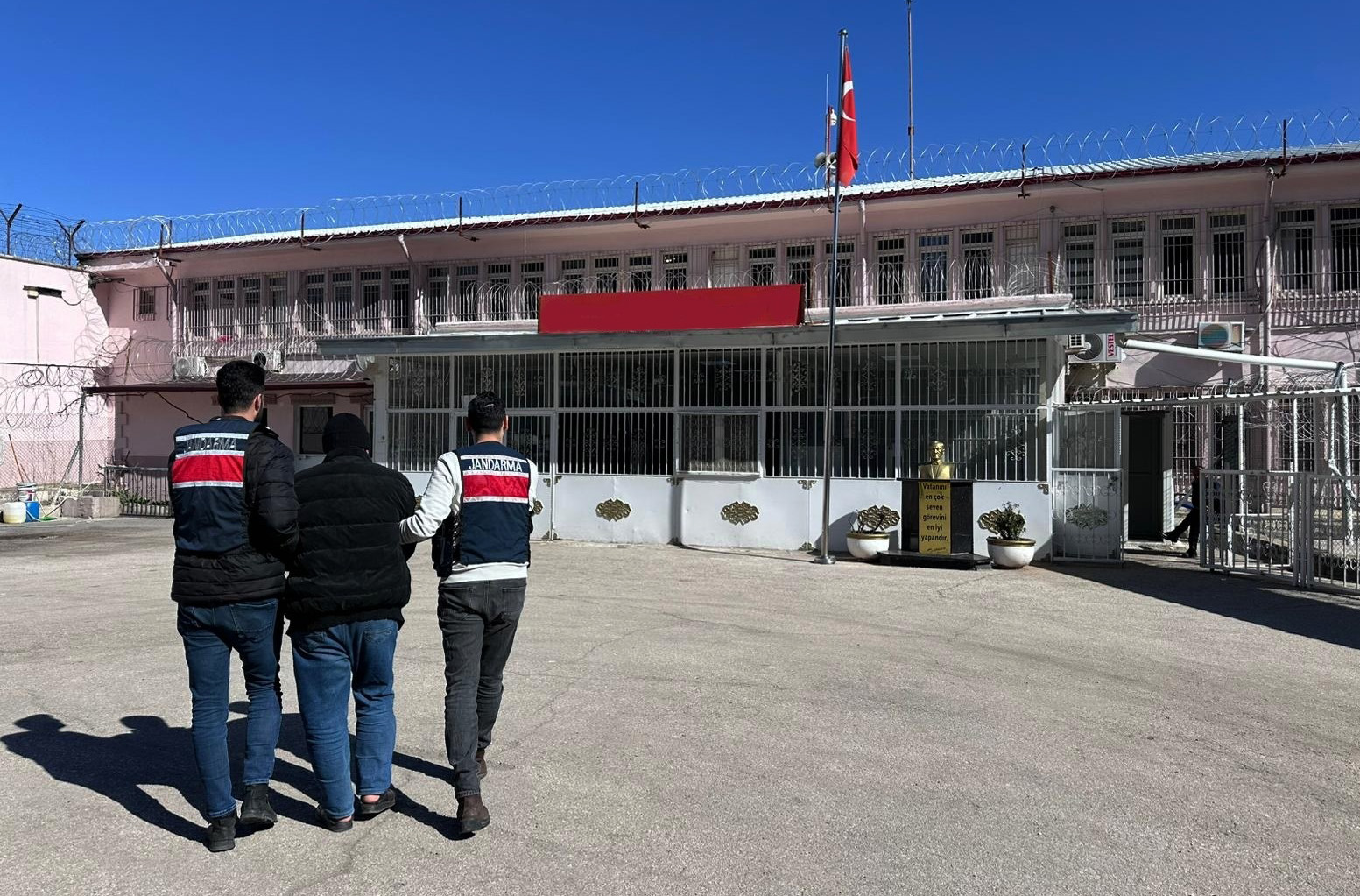 Gaziantep'te DEAŞ'a Yönelik Operasyonda 1 Kişi Tutuklandı