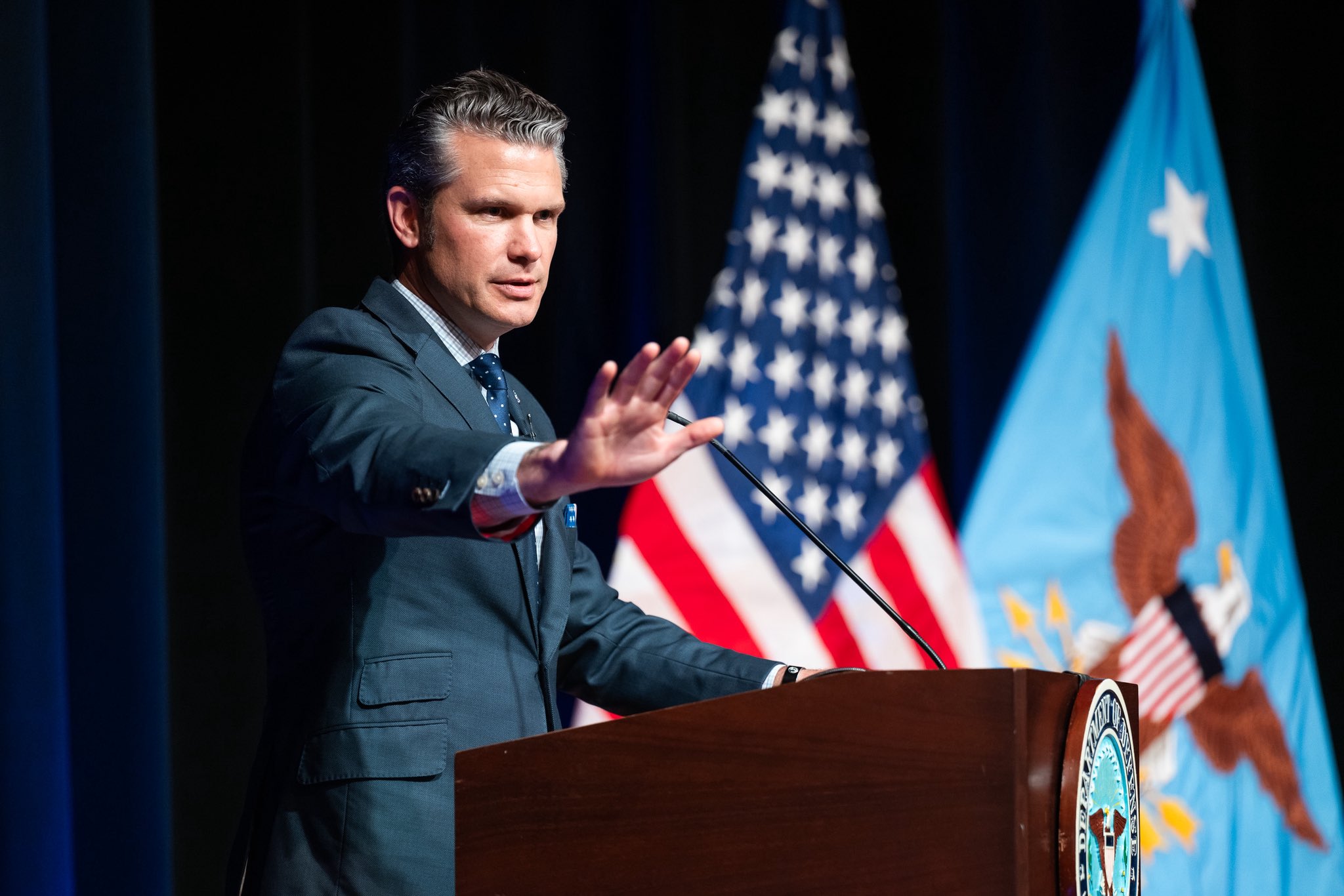 ABD Savunma Bakanı Hegseth: Bugün İran'a Yönelik En Yoğun Saldırılar Gerçekleşecek