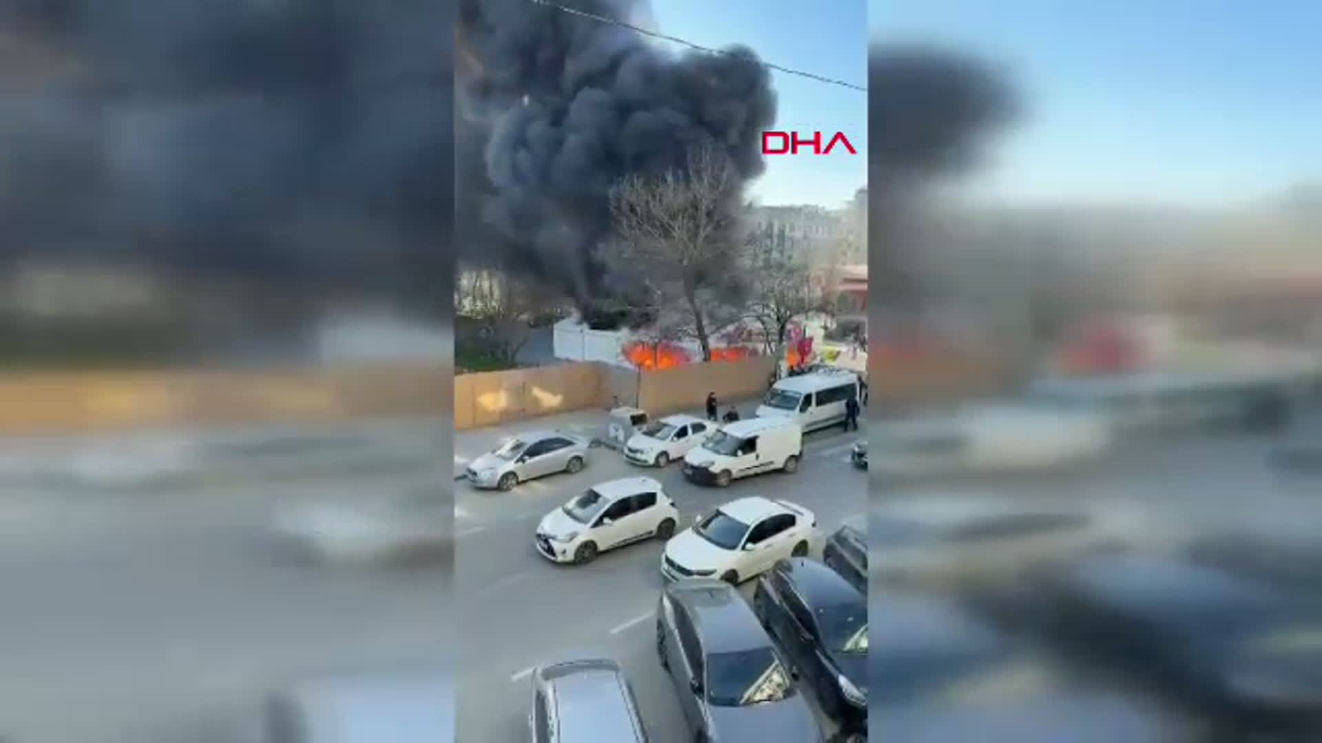 Arnavutköy'de İftar Çadırında Yangın Panik Yarattı