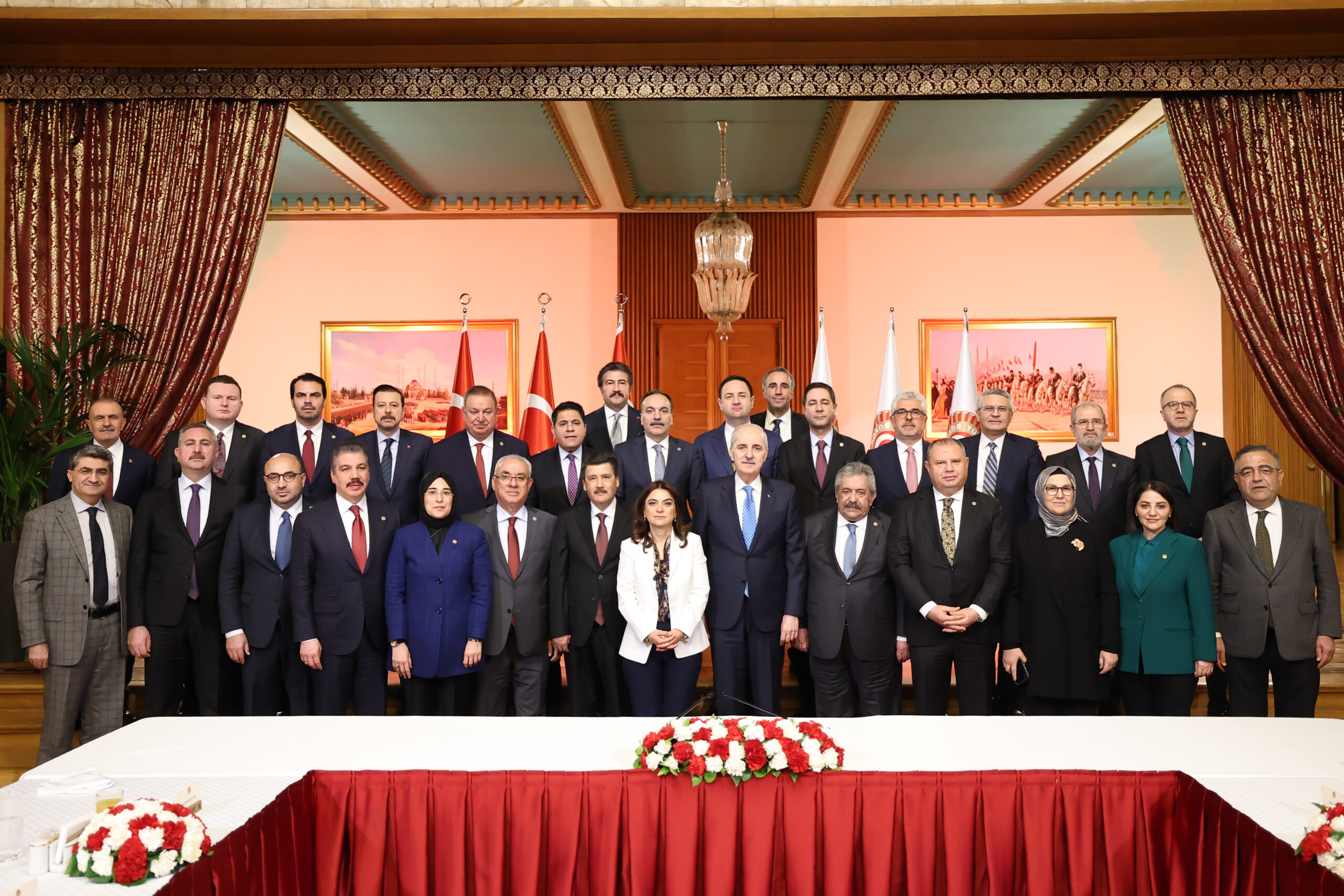 Kurtulmuş'tan Terörsüz Türkiye İçin İftar Buluşması